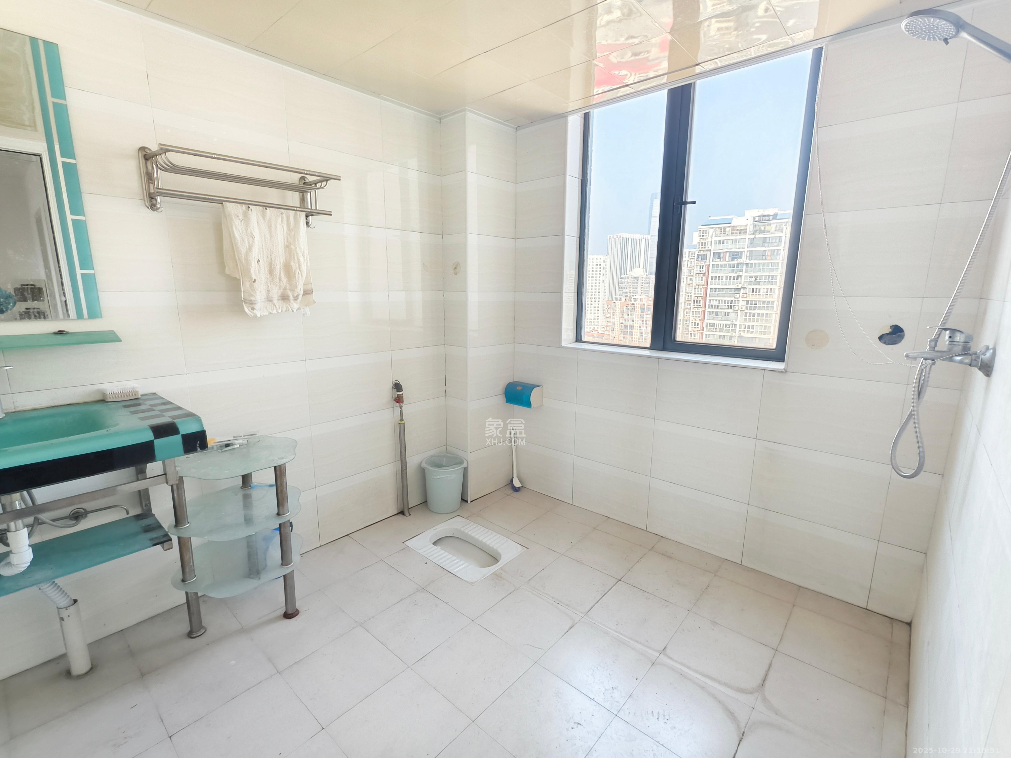 财富时代(高桥中江置业财富) 1室1厅1卫 3800.0元/月 财富时代(高桥中江置业财富) 1室1厅1卫 3800.0元/月室内图