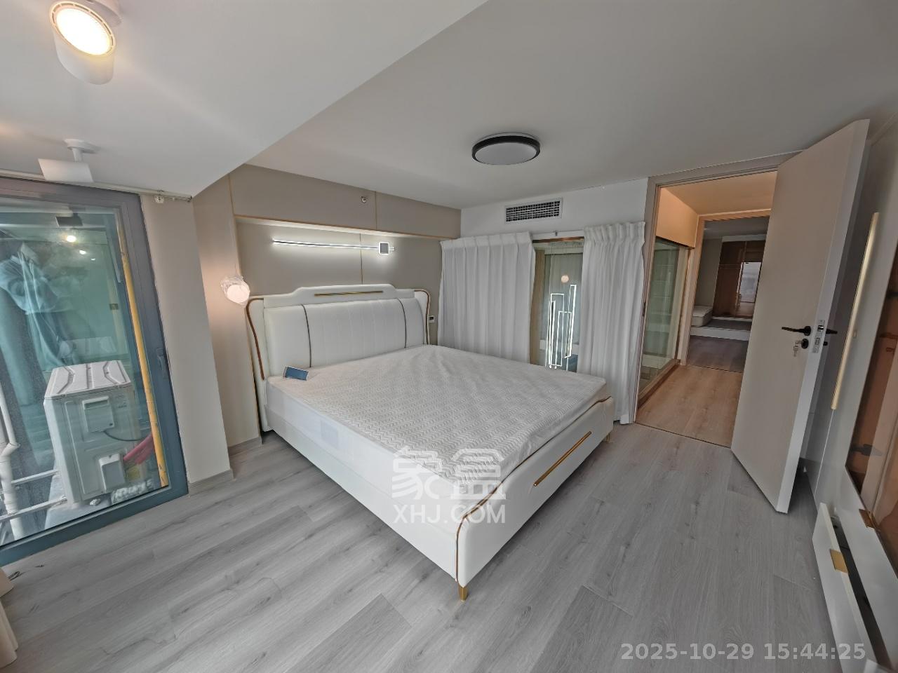 京武浪琴山三期（京武中心）  2室1厅1卫    3200.0元/月室内图