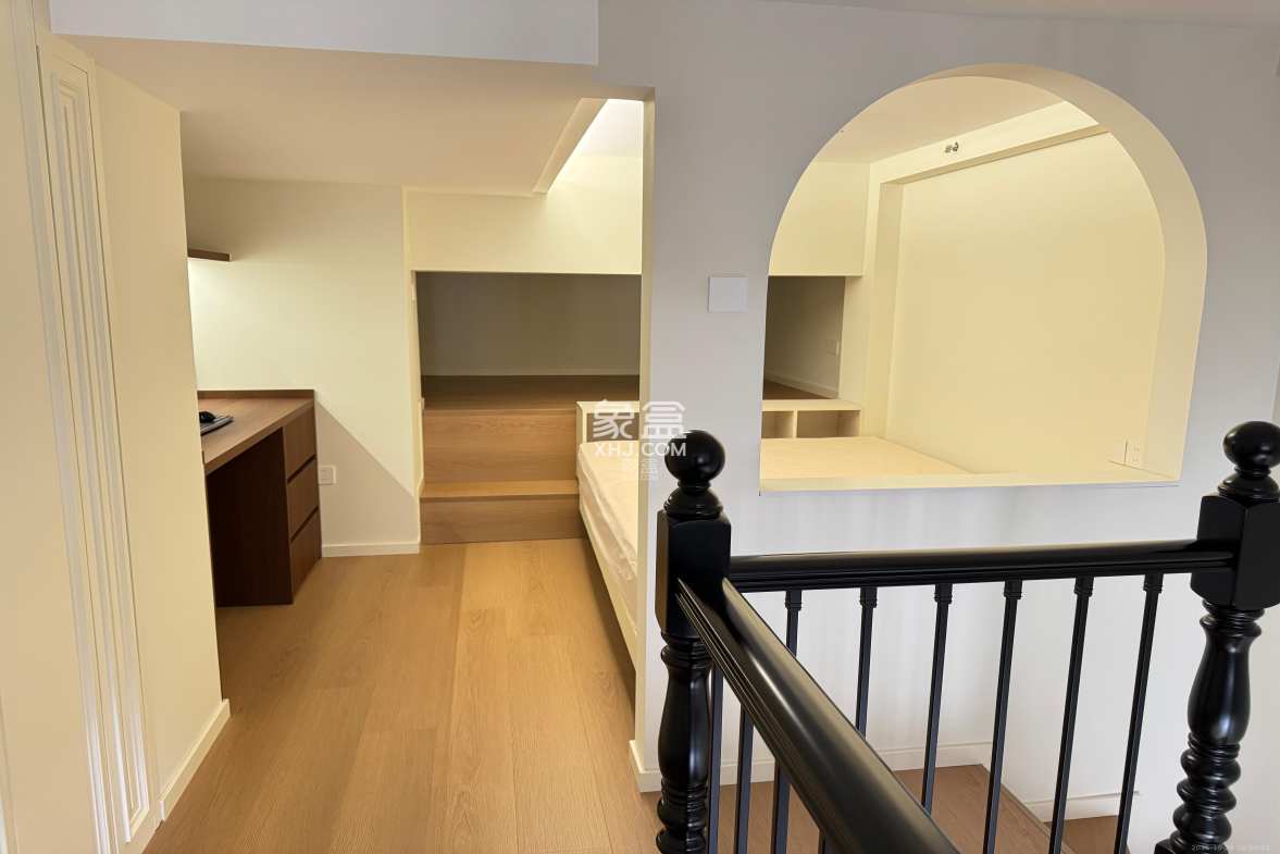 力高凤凰新天 2室1厅1卫 3000.0元/月 力高凤凰新天 2室1厅1卫 3000.0元/月室内图