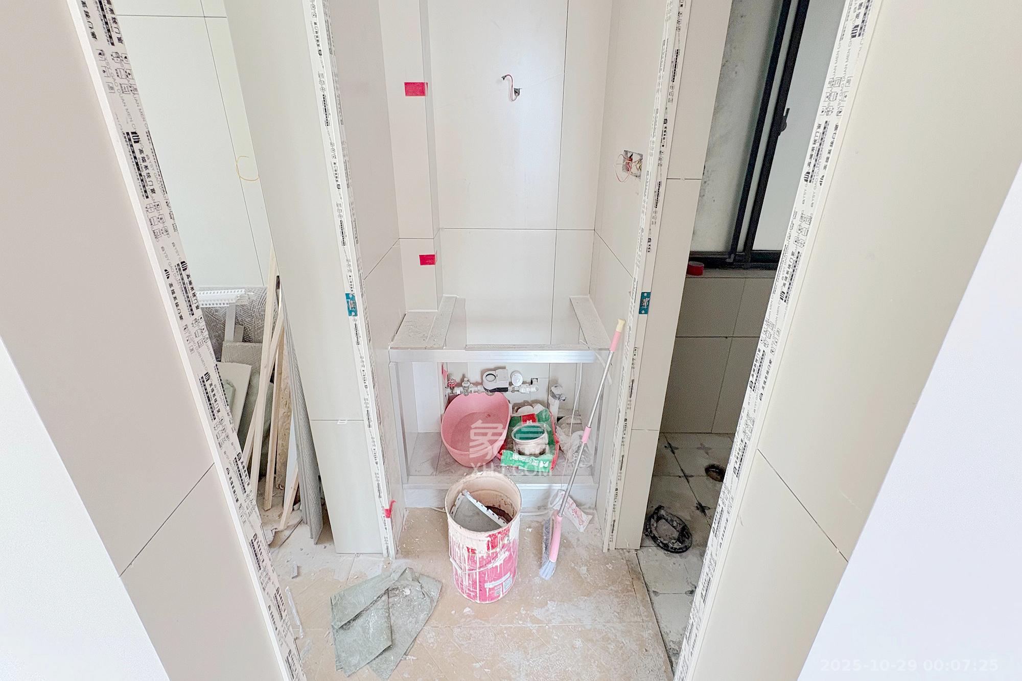 少帅府  2室1厅1卫    68.8万卫生间