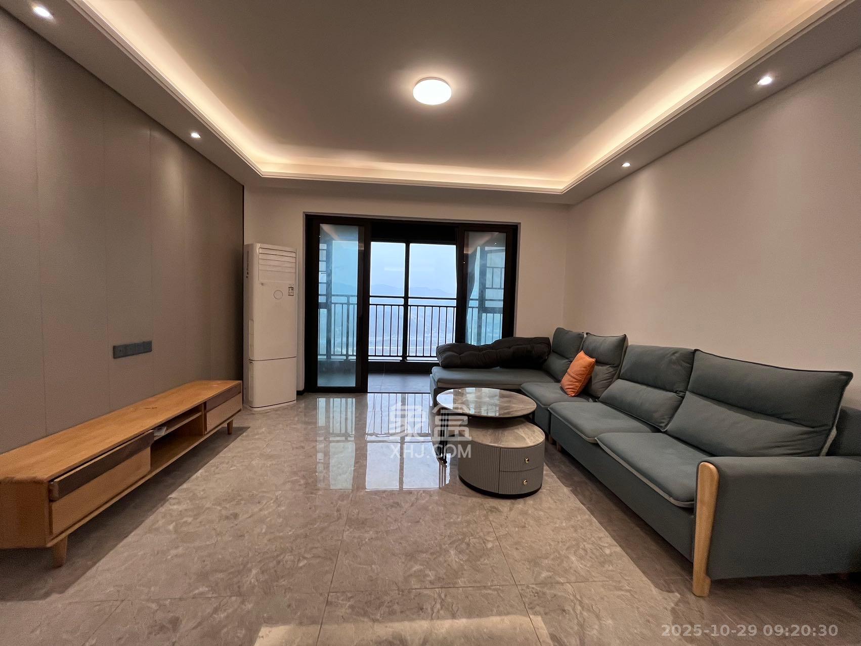 招商华发依云曦城  4室2厅2卫    3000.0元/月 招商华发依云曦城  4室2厅2卫    3000.0元/月室内图