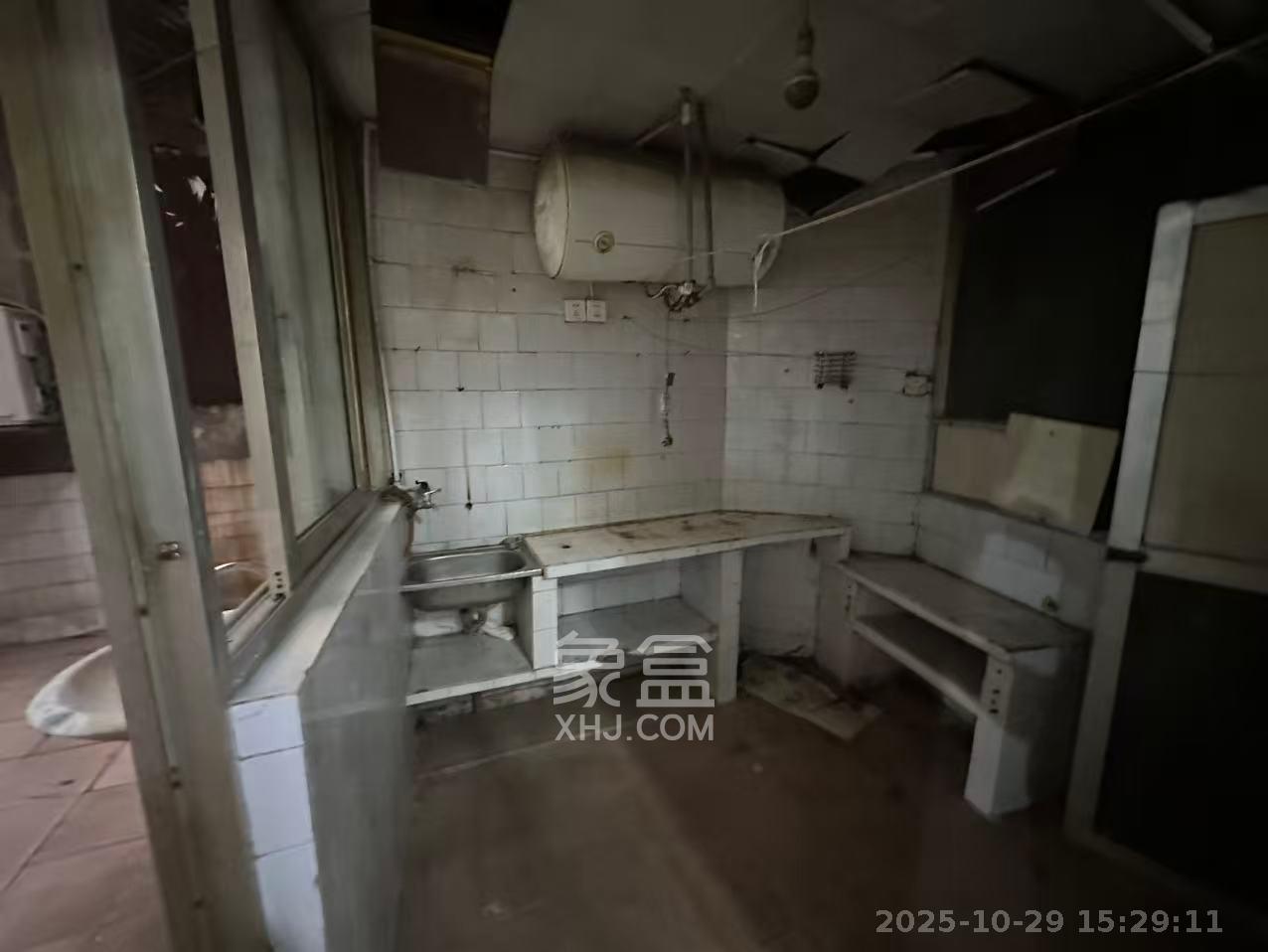 桂花二村  2室2厅2卫    1500.0元/月室内图