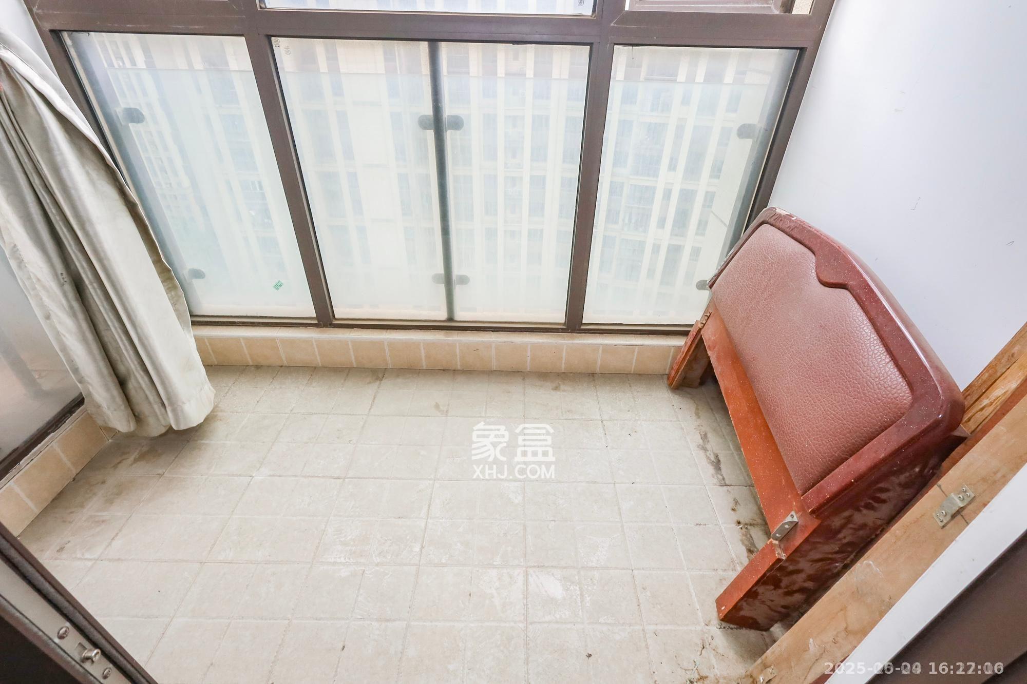 南山雍江汇（滨江国际新城）  3室2厅1卫    2200.0元/月室内图