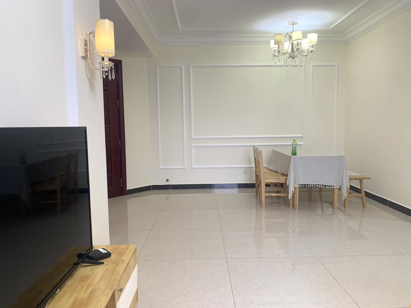 恒大外滩  1室1厅1卫    2600.0元/月室内图