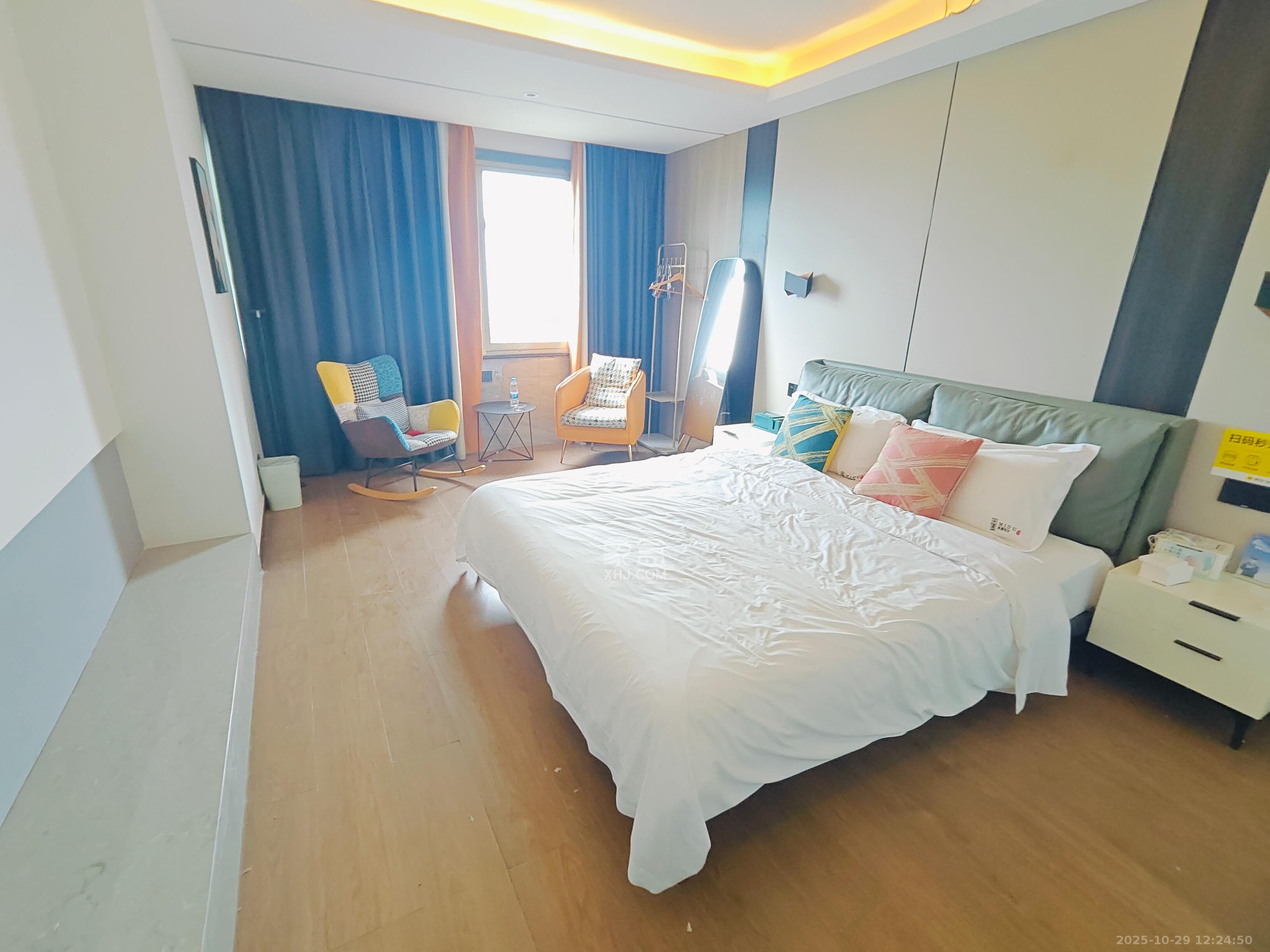 王府井公寓（福源公寓）  5室2厅1卫    4600.0元/月室内图