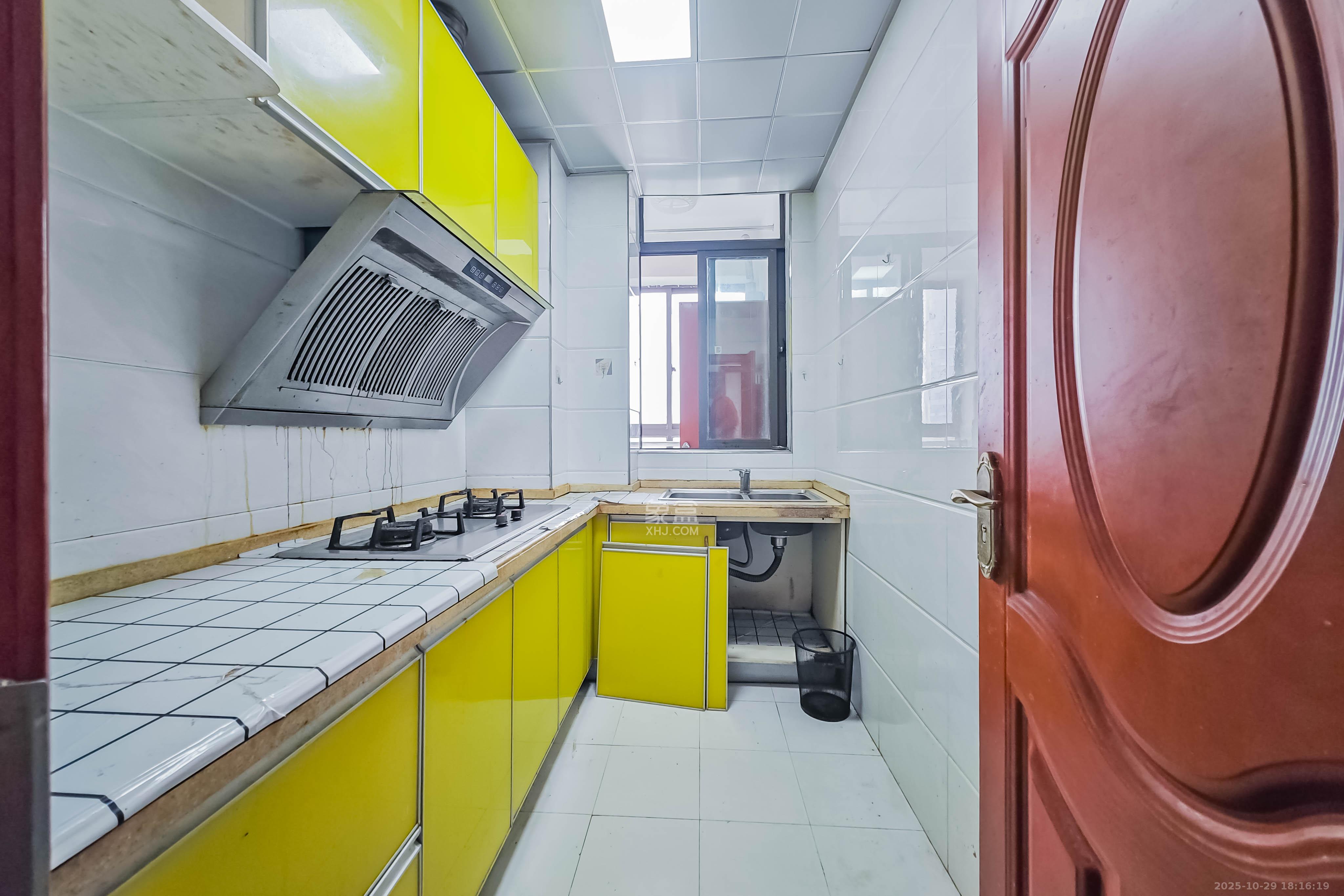 万树丹堤  2室1厅1卫    66.0万厨房