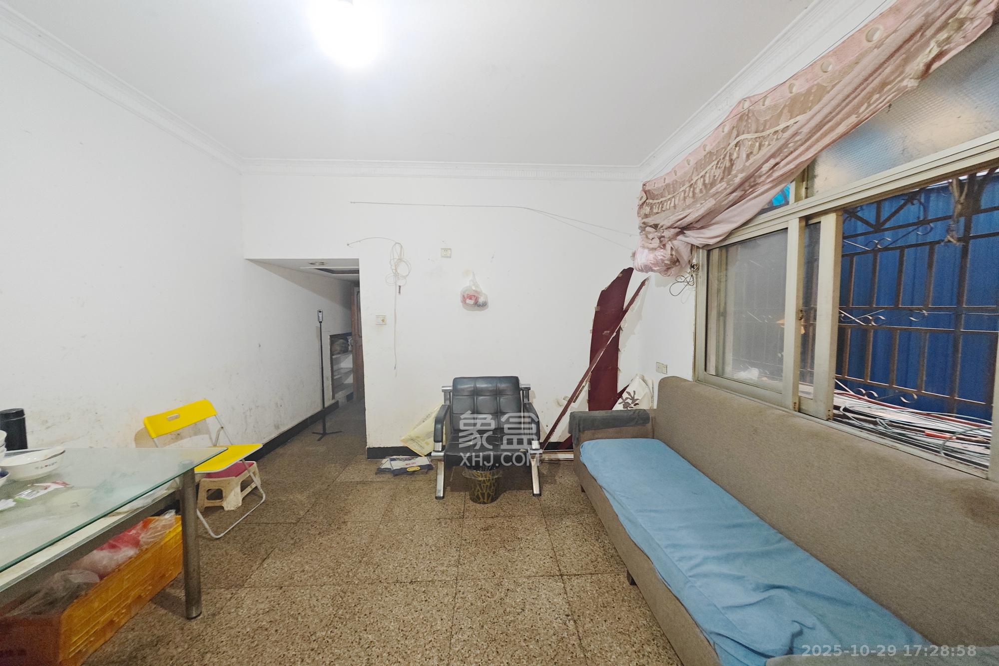 桂花二村  2室2厅2卫    39.0万