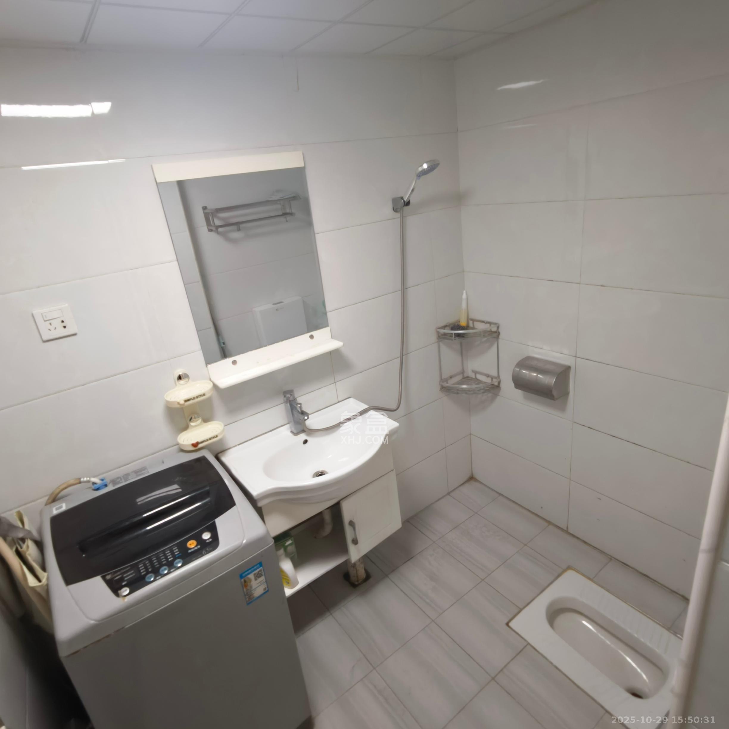 桥头家苑一期 1室1厅0卫 1100.0元/月 桥头家苑一期 1室1厅0卫 1100.0元/月室内图