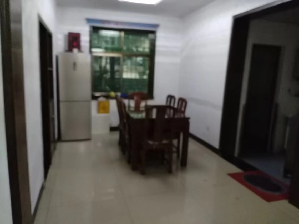 全丰小区 3室2厅2卫 1000.0元/月 全丰小区 3室2厅2卫 1000.0元/月室内图