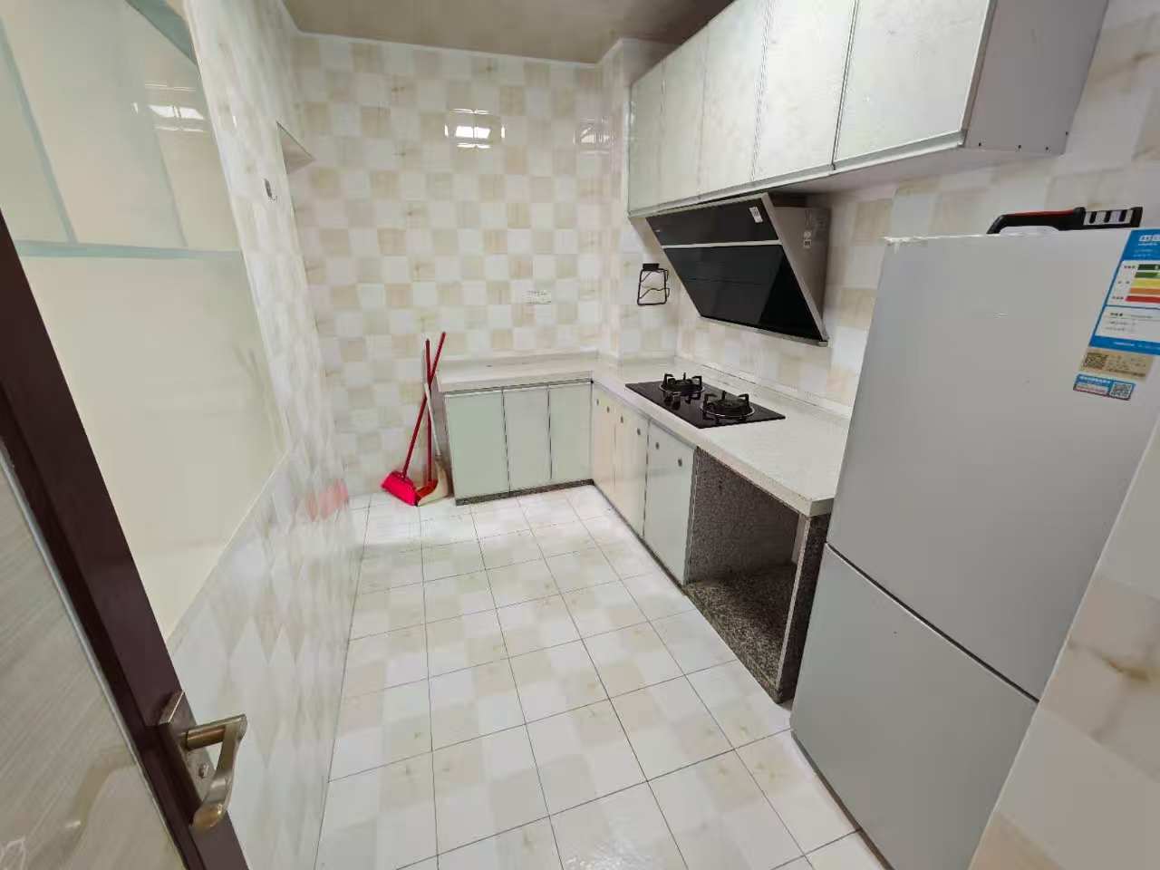 滨江帝景二期（三期）  2室1厅1卫    2300.0元/月室内图