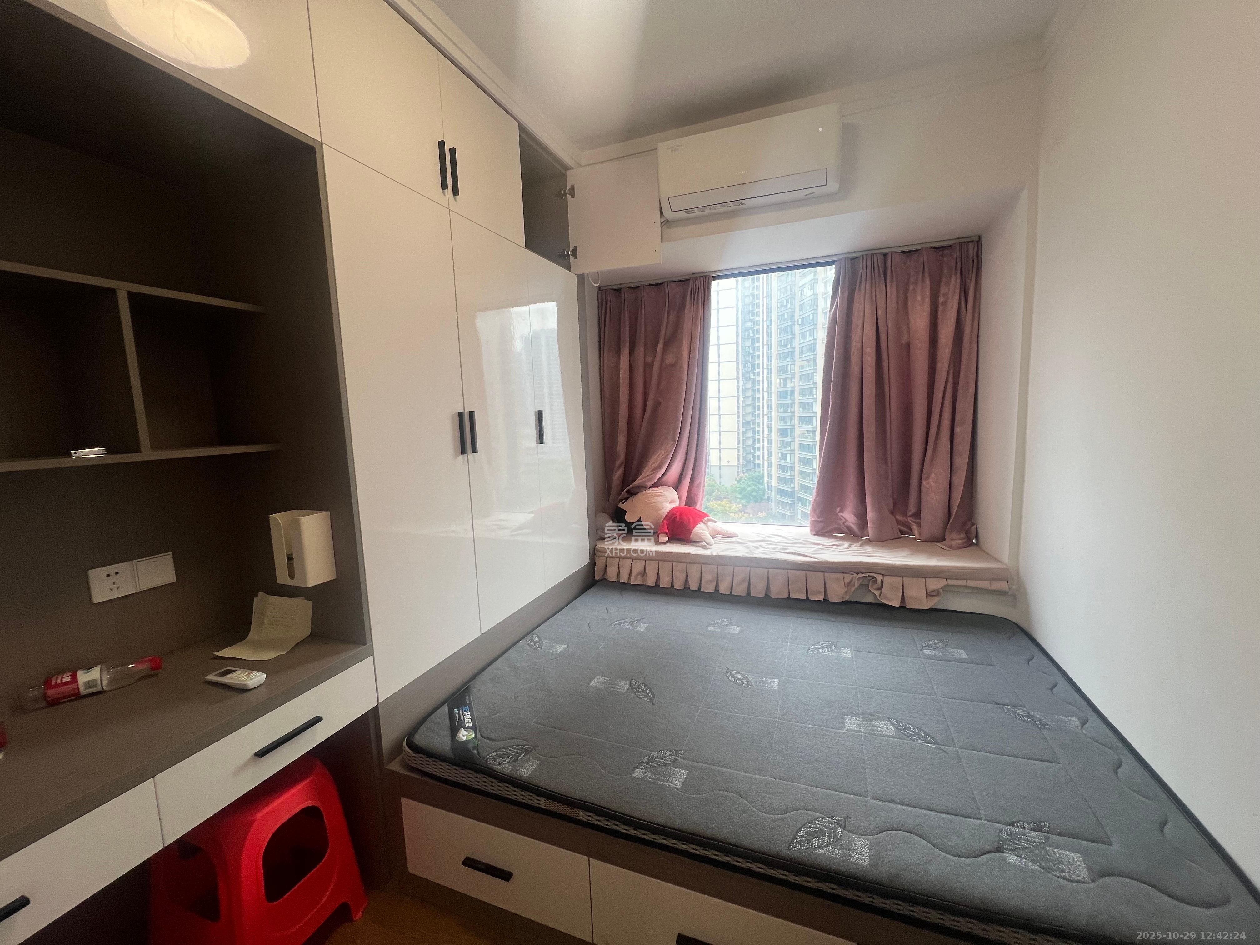 万润滨江天著 4室2厅2卫 3000.0元/月 万润滨江天著 4室2厅2卫 3000.0元/月室内图