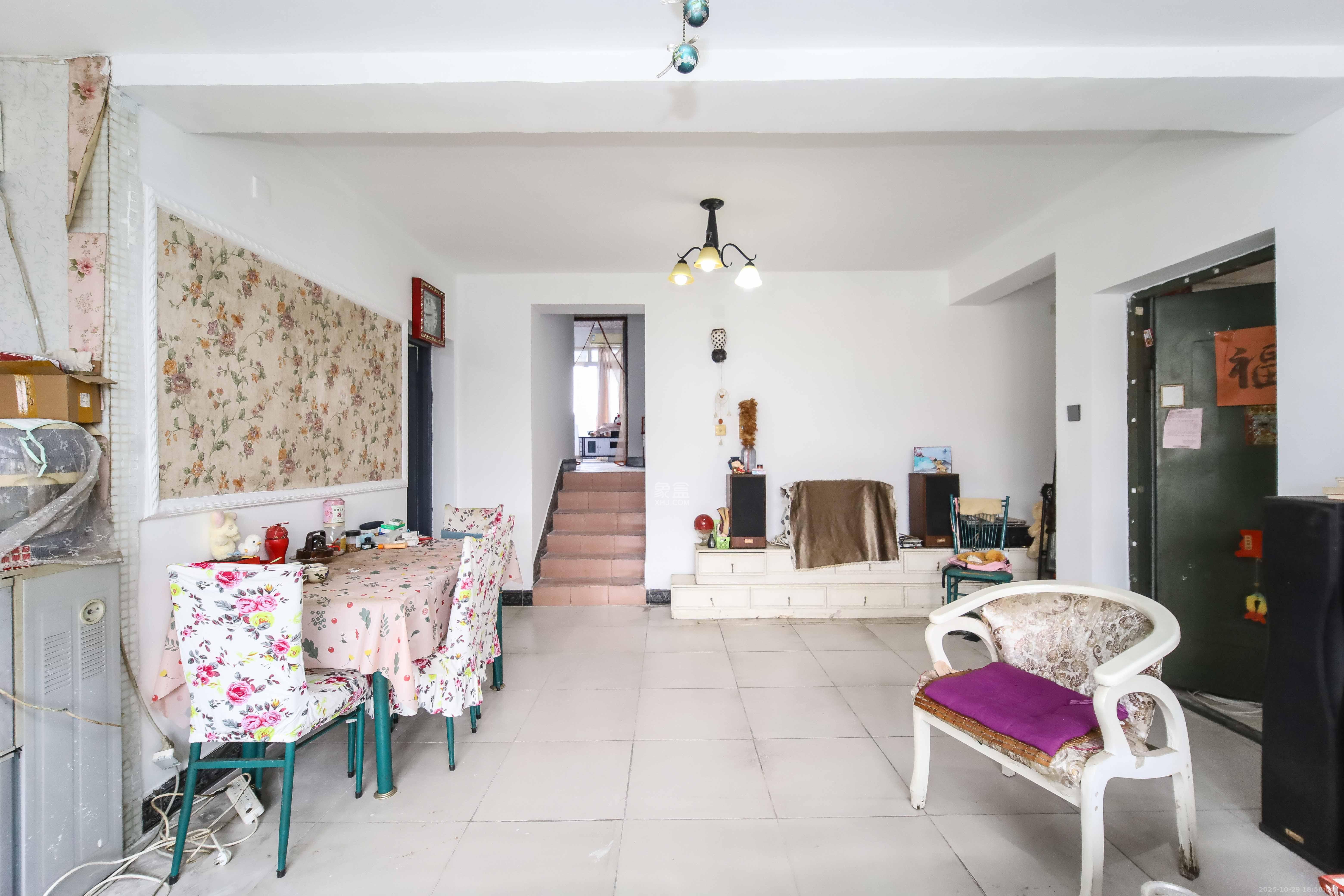 德政园  3室2厅1卫    45.8万 德政园  3室2厅1卫    45.8万客厅