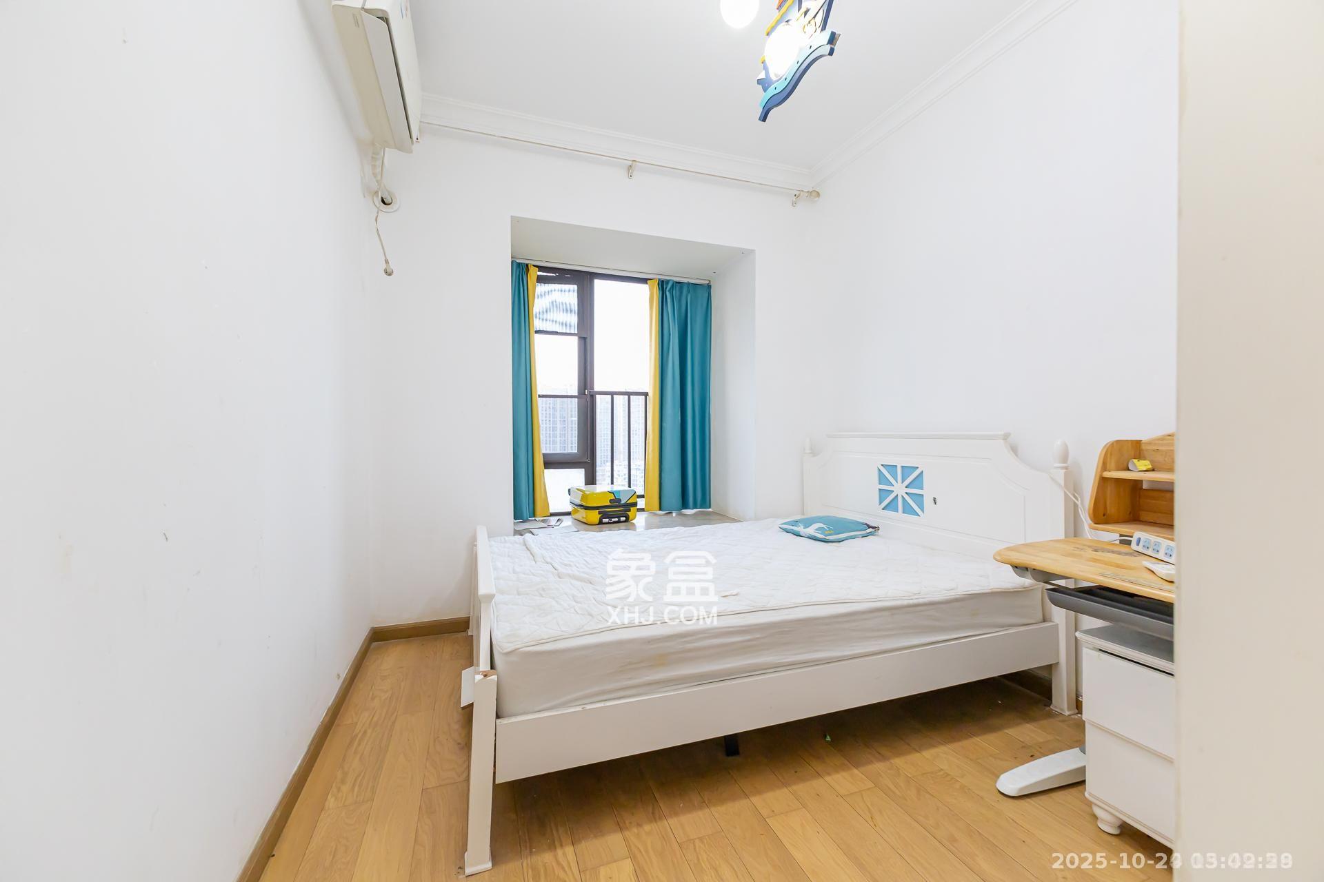 时代倾城一期  3室2厅2卫    2200.0元/月室内图