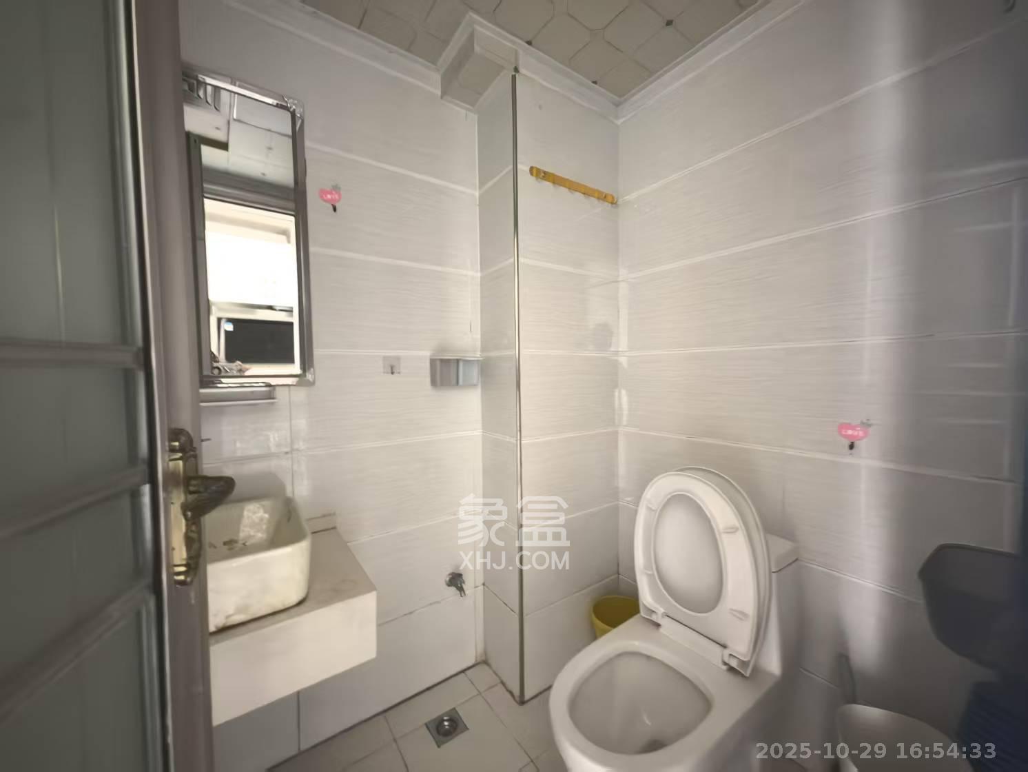 永林小时代  1室1厅1卫    1200.0元/月室内图