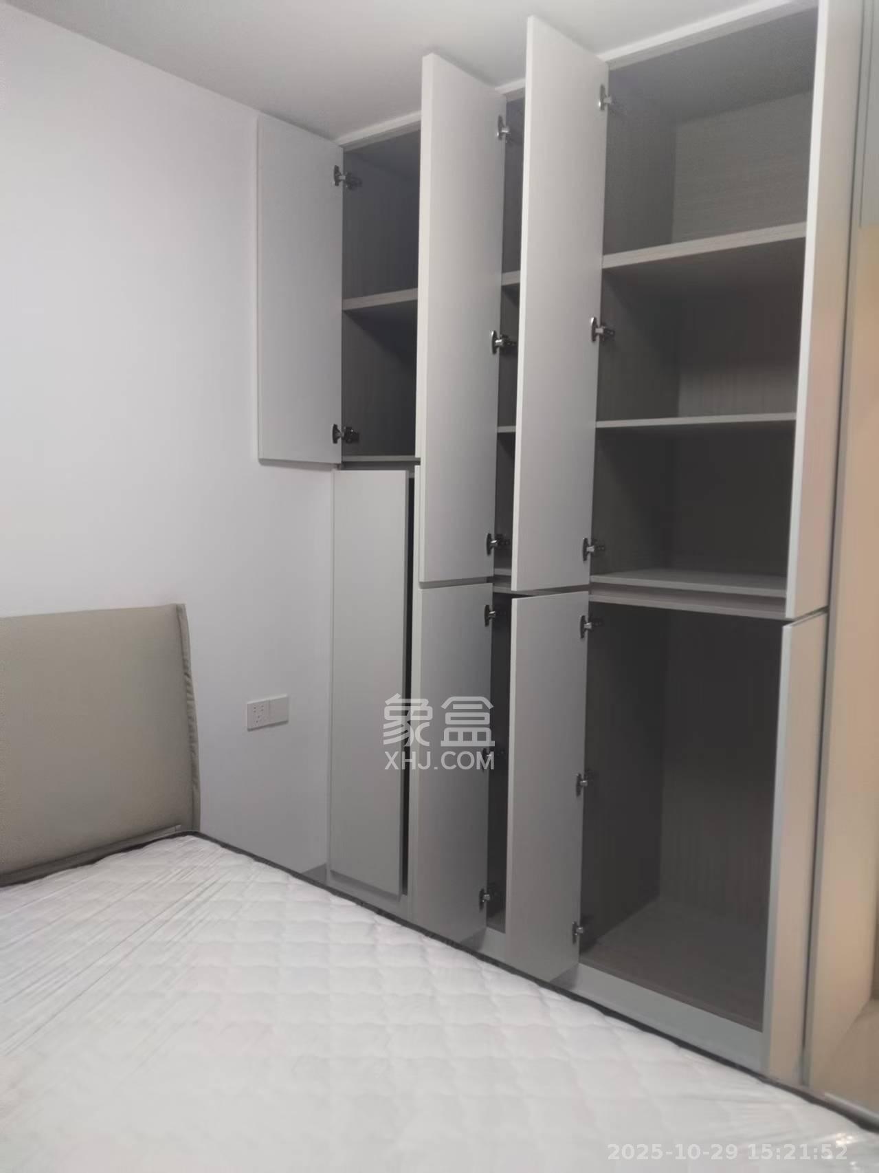 洋湖明园二期  3室2厅2卫    2800.0元/月 洋湖明园二期  3室2厅2卫    2800.0元/月室内图