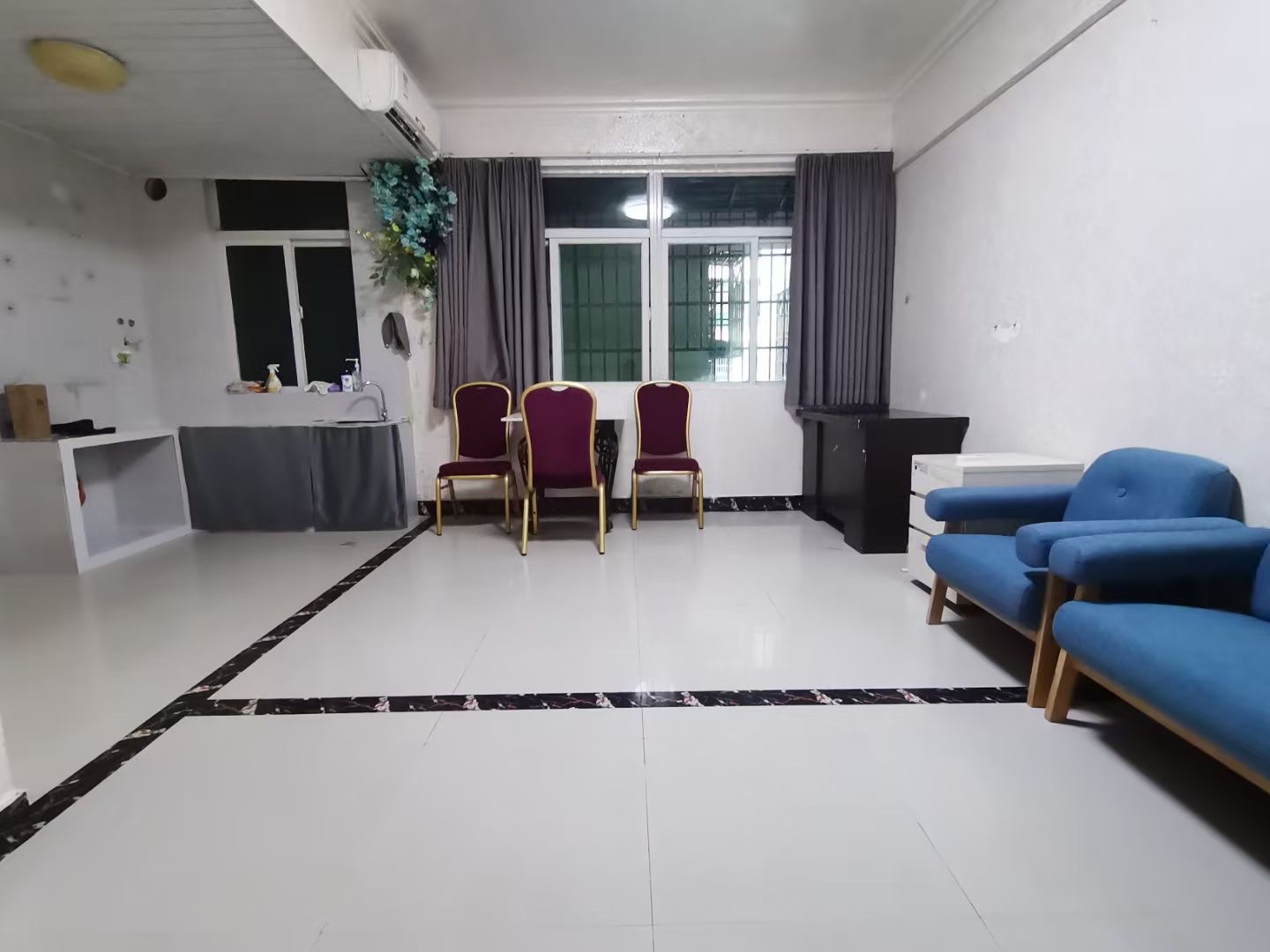 财运大厦 1室0厅1卫 1000.0元/月 财运大厦 1室0厅1卫 1000.0元/月室内图