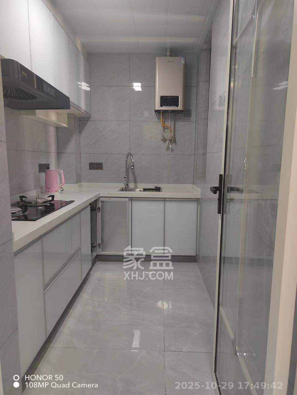 明昇壹城(明昇时代广场)二期  3室2厅2卫    3200.0元/月 明昇壹城(明昇时代广场)二期  3室2厅2卫    3200.0元/月室内图