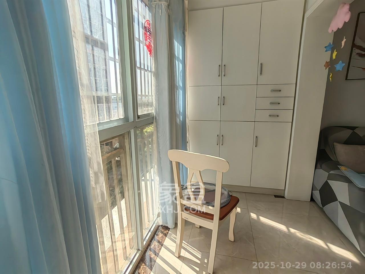 南郡雅园  2室2厅1卫    1500.0元/月室内图