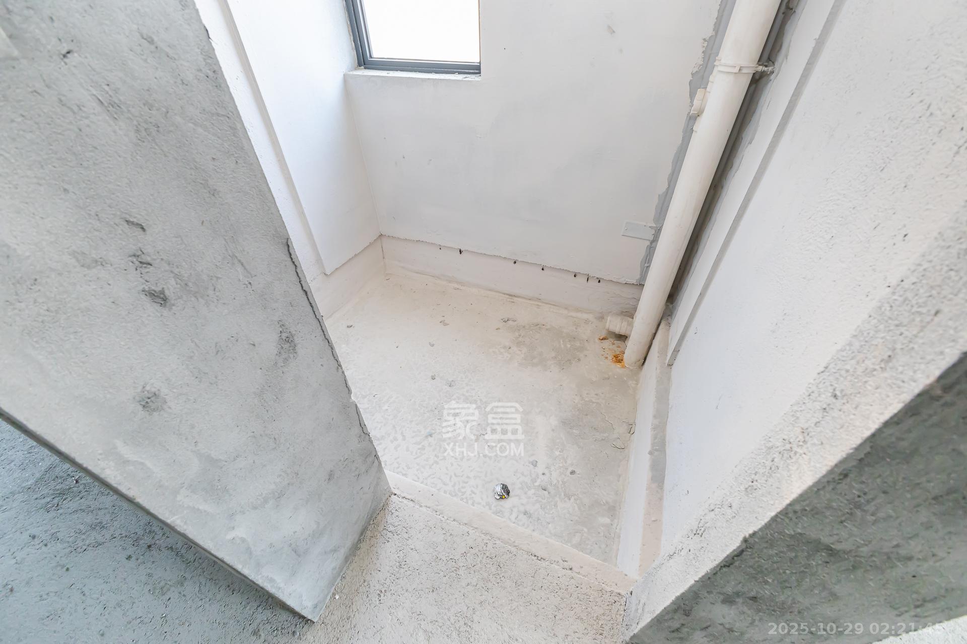 崇文名邸（学林西岸二期）  4室2厅2卫    110.0万卫生间