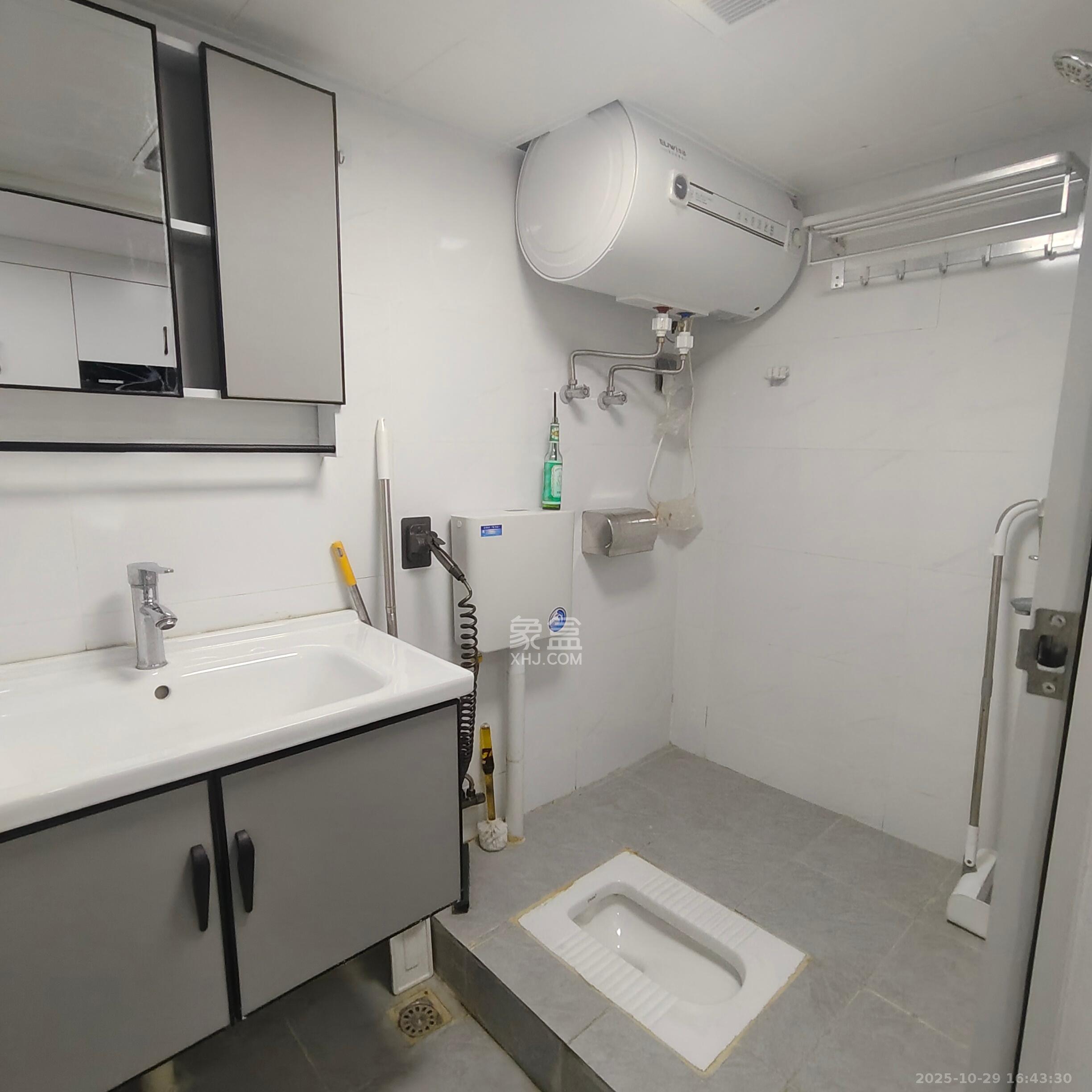 新长海漓湘悦  1室0厅0卫    1500.0元/月室内图