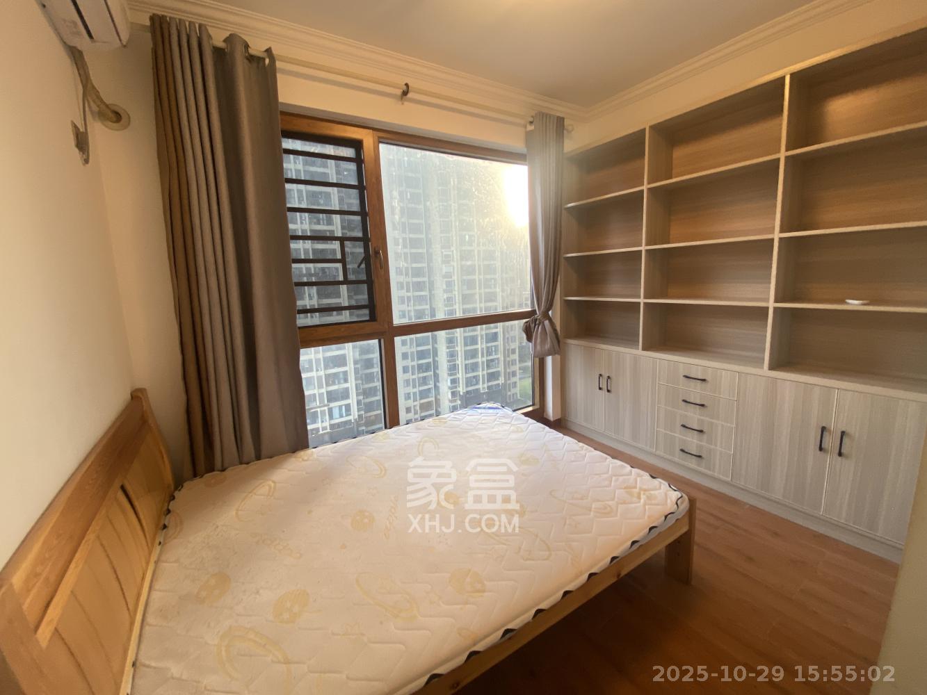 明发阅江悦府  5室2厅2卫    2650.0元/月 明发阅江悦府  5室2厅2卫    2650.0元/月室内图