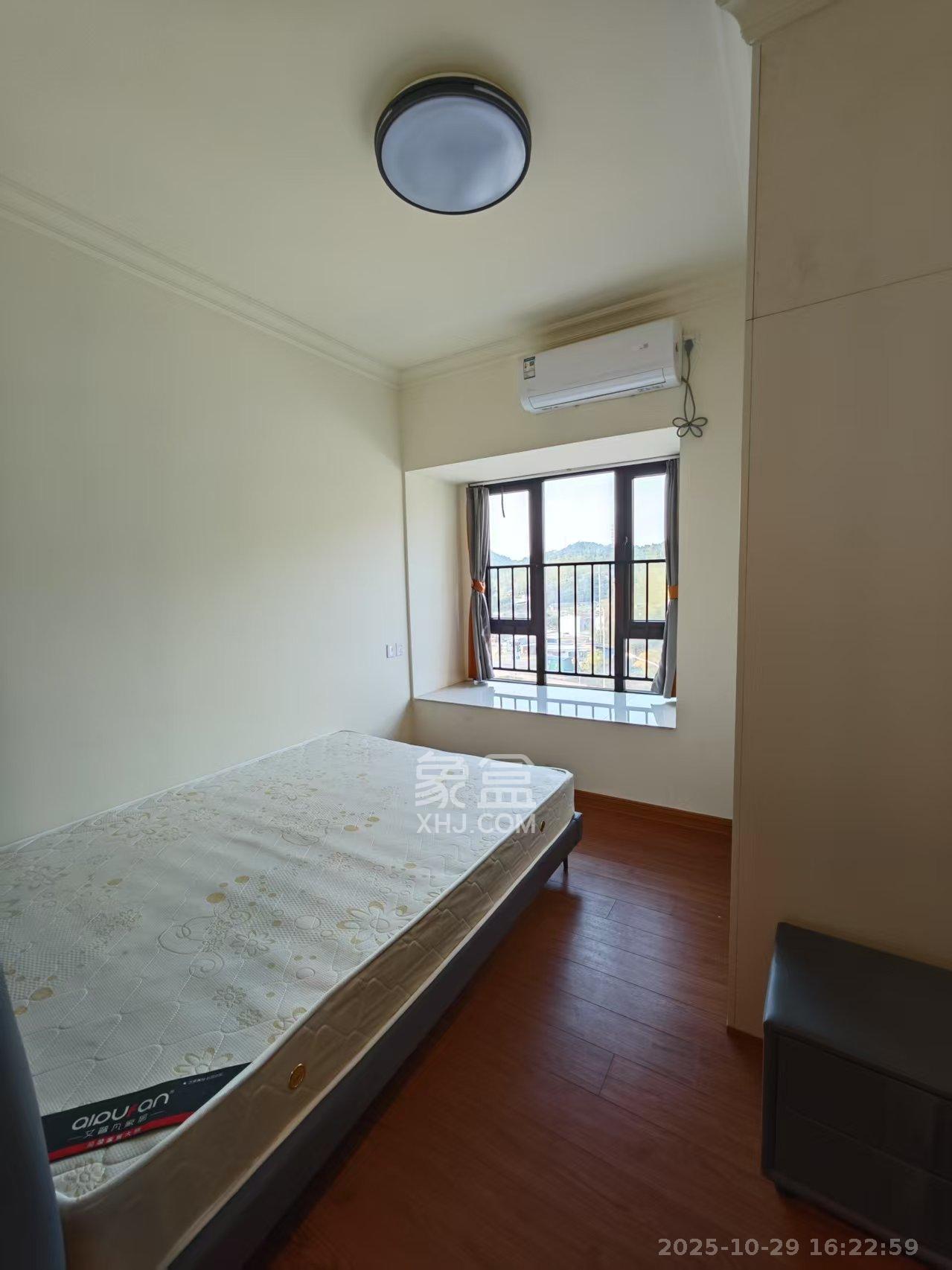 碧桂园荟隽棠  4室2厅2卫    2100.0元/月 碧桂园荟隽棠  4室2厅2卫    2100.0元/月室内图