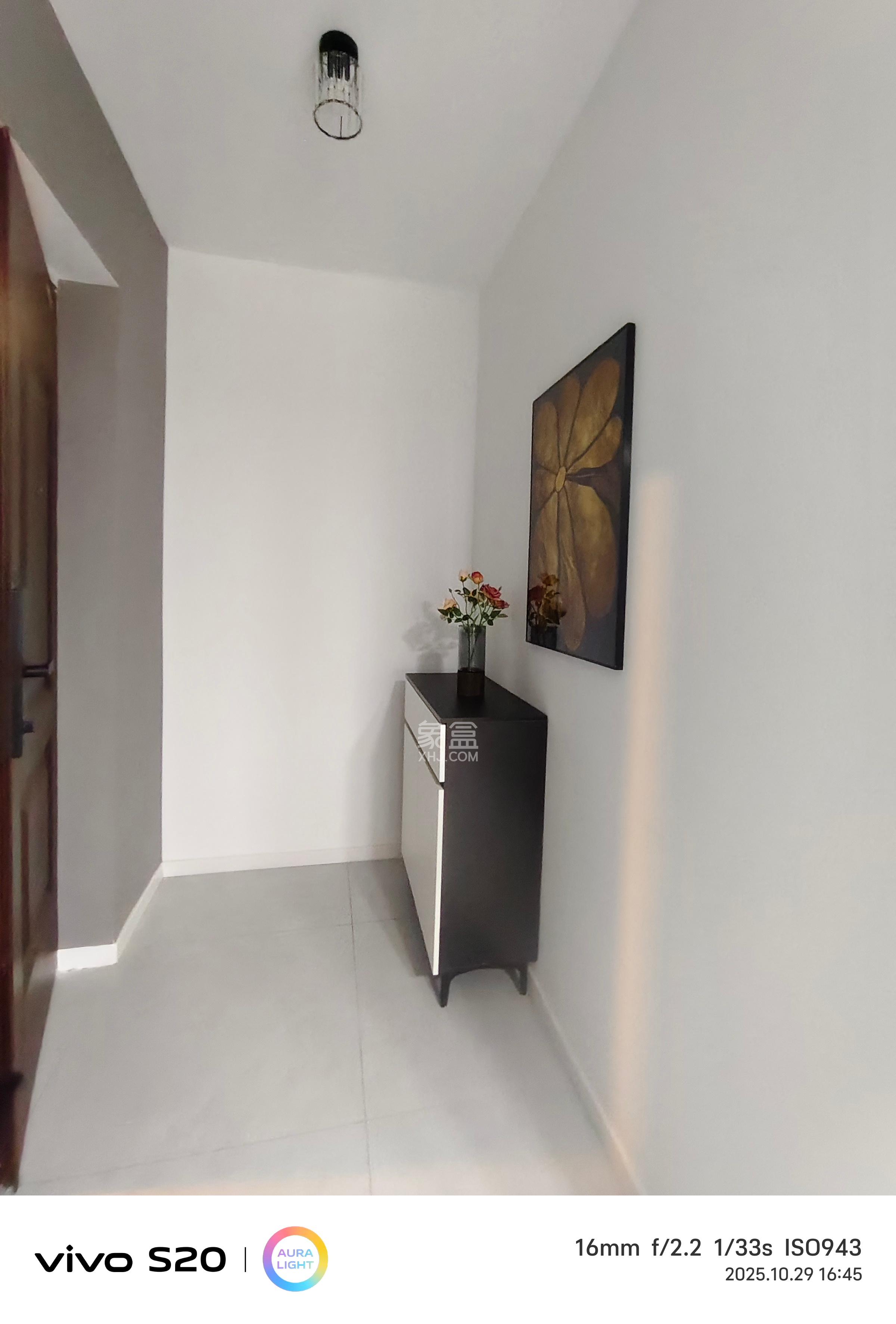 荣盛城 4室2厅2卫 3200.0元/月 荣盛城 4室2厅2卫 3200.0元/月室内图