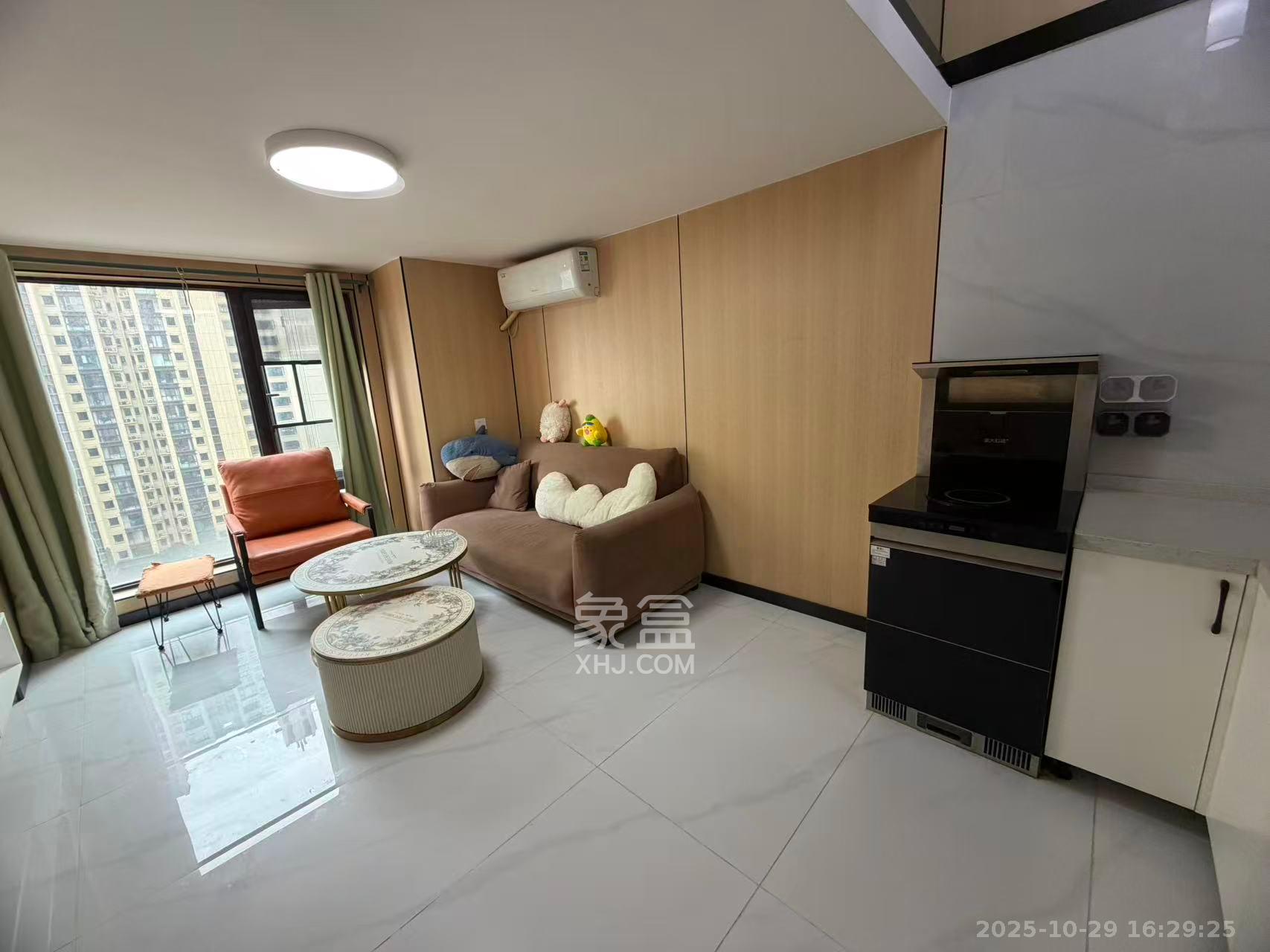 卓越江岸  2室1厅1卫    2500.0元/月 卓越江岸  2室1厅1卫    2500.0元/月室内图