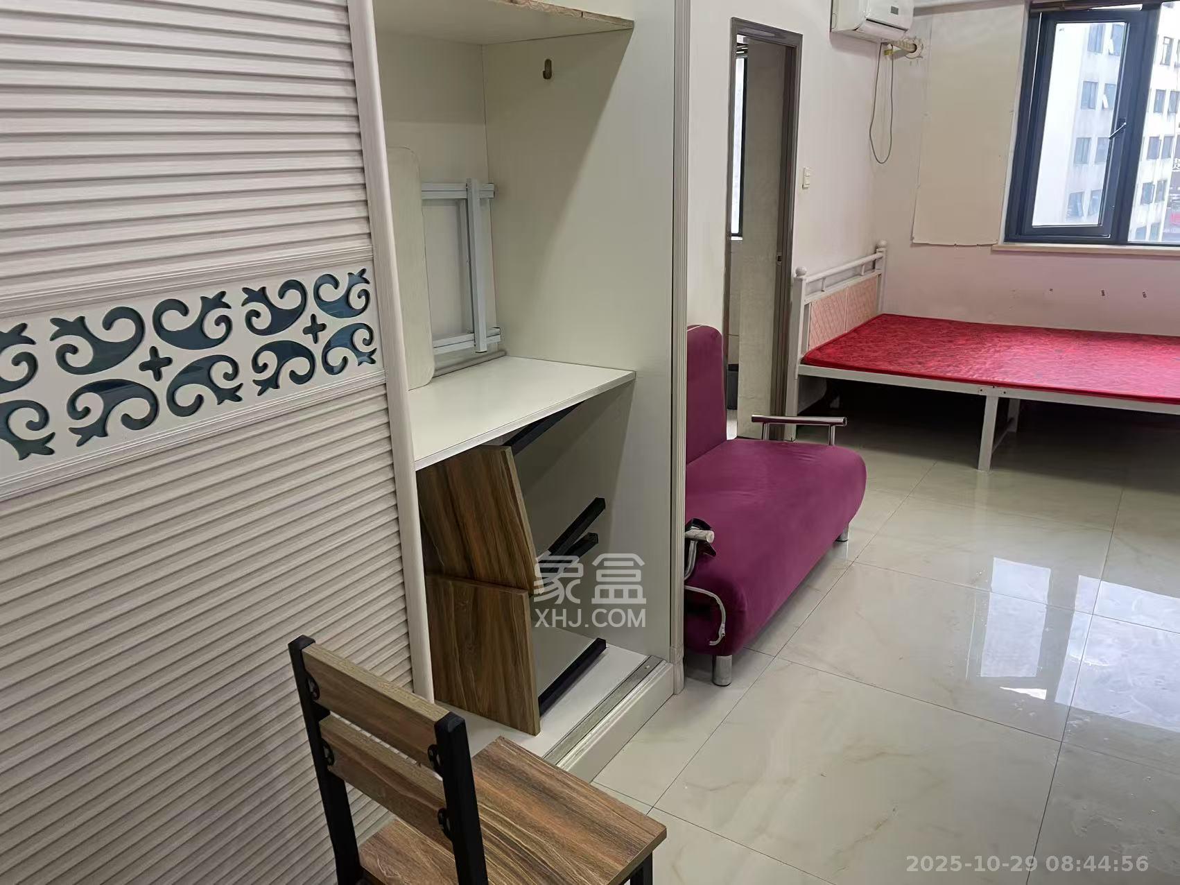 众东国际  1室1厅1卫    1600.0元/月