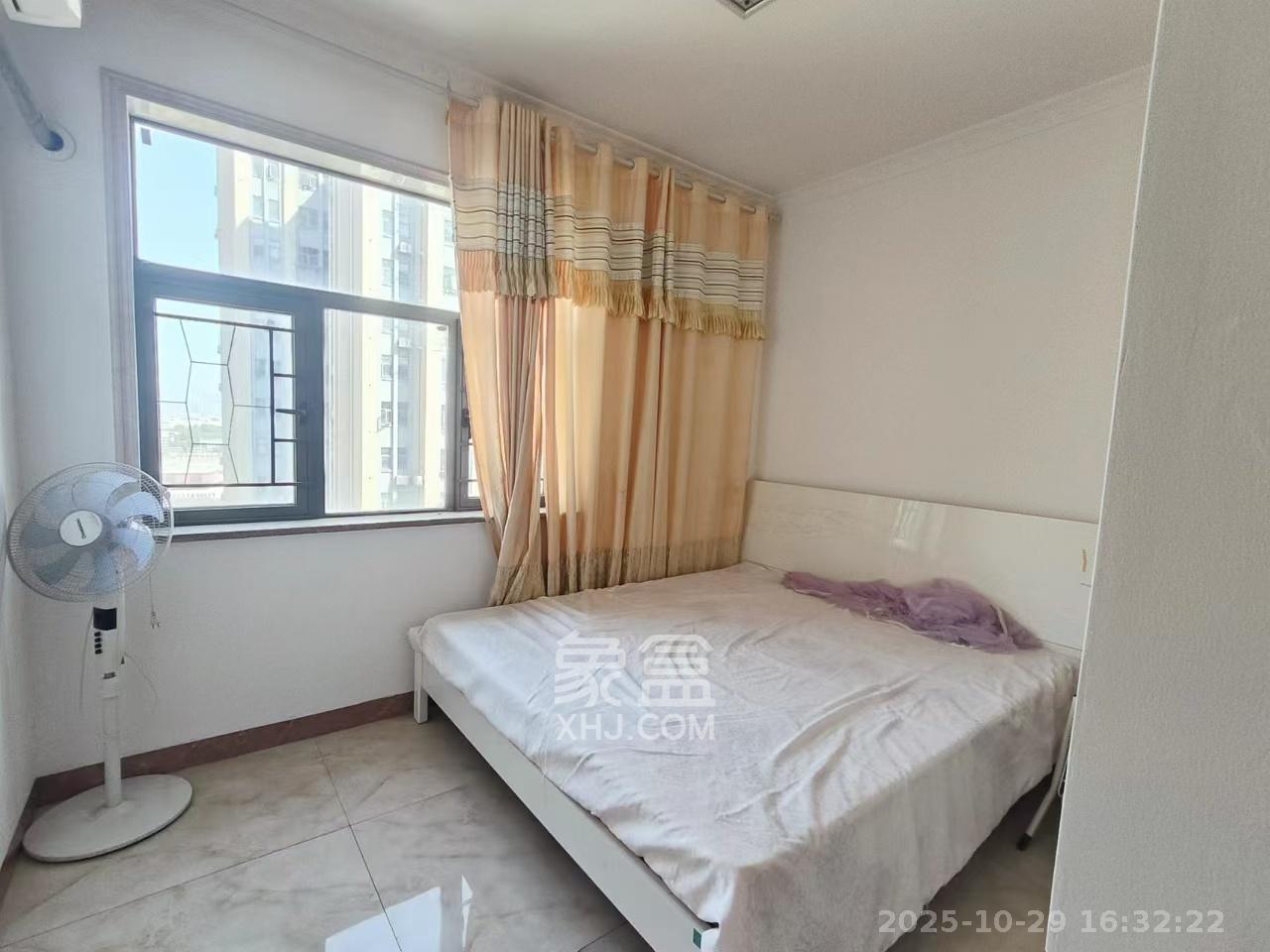 中房瑞致国际  3室2厅2卫    2800.0元/月室内图