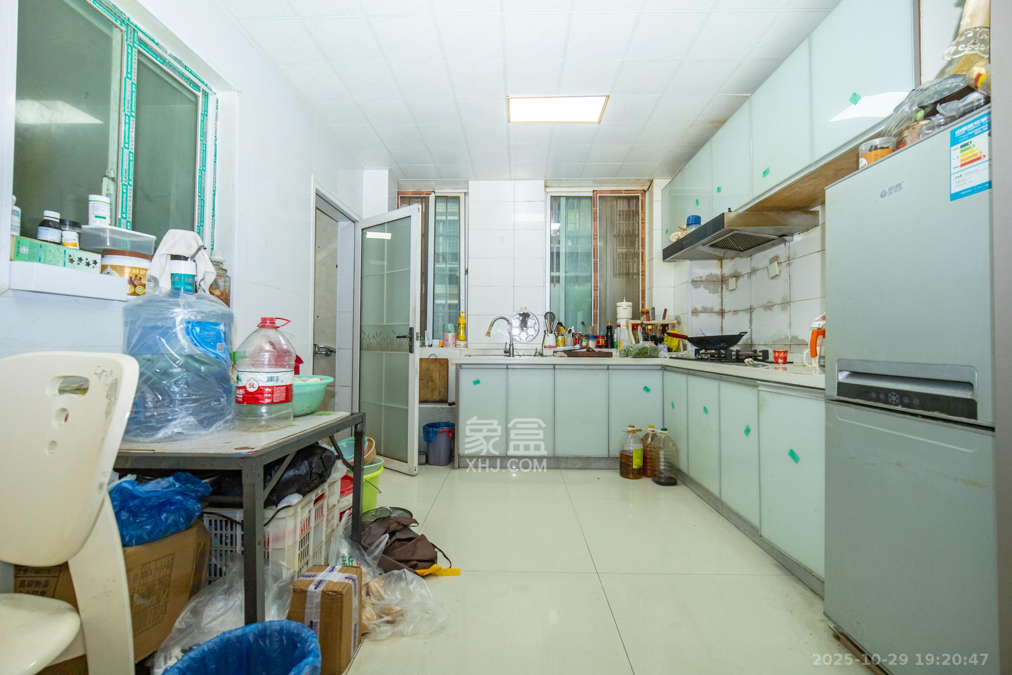 湘绣城  2室2厅1卫    38.8万厨房