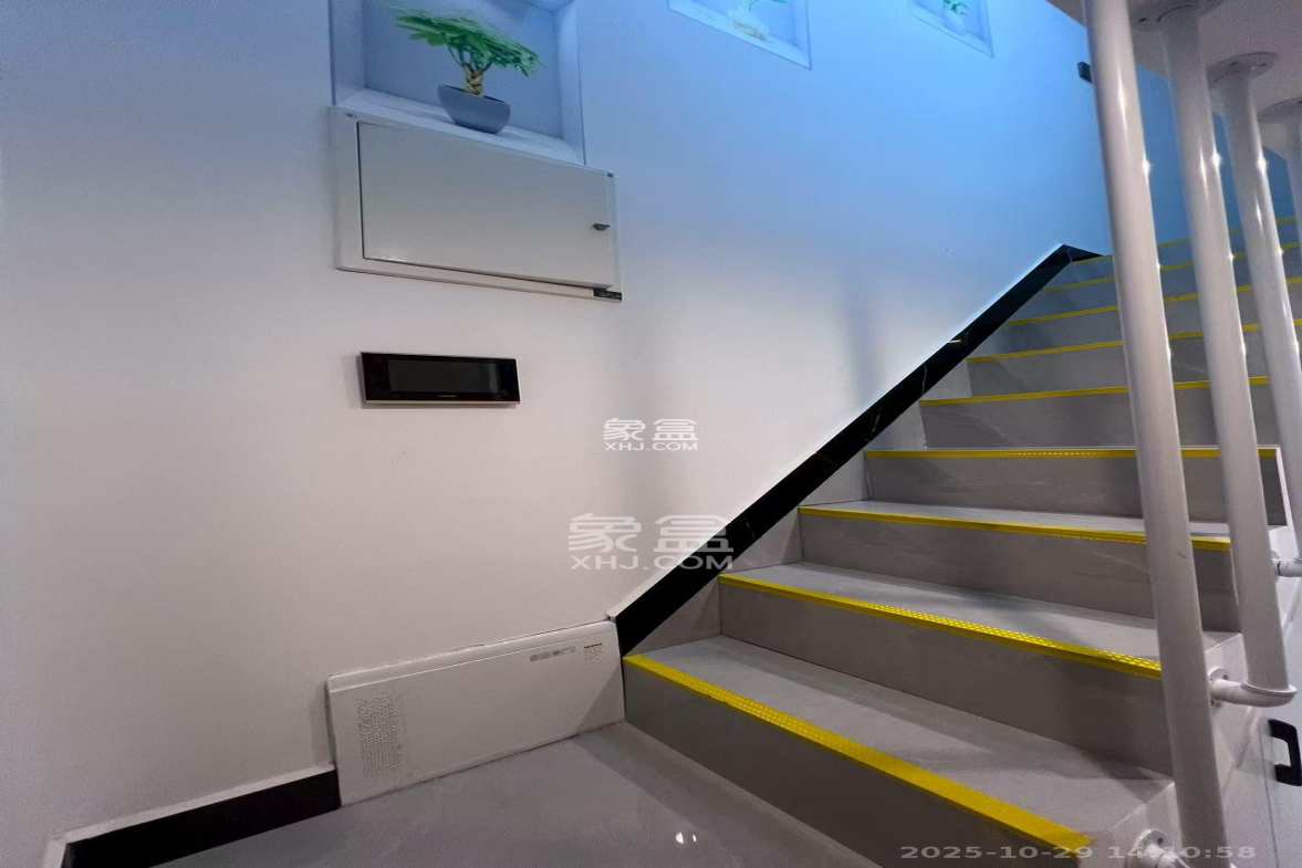 碧桂园星荟 2室1厅1卫 1300.0元/月 碧桂园星荟 2室1厅1卫 1300.0元/月室内图