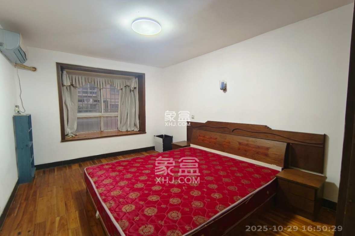 都市春天  3室2厅2卫    2600.0元/月 都市春天  3室2厅2卫    2600.0元/月室内图