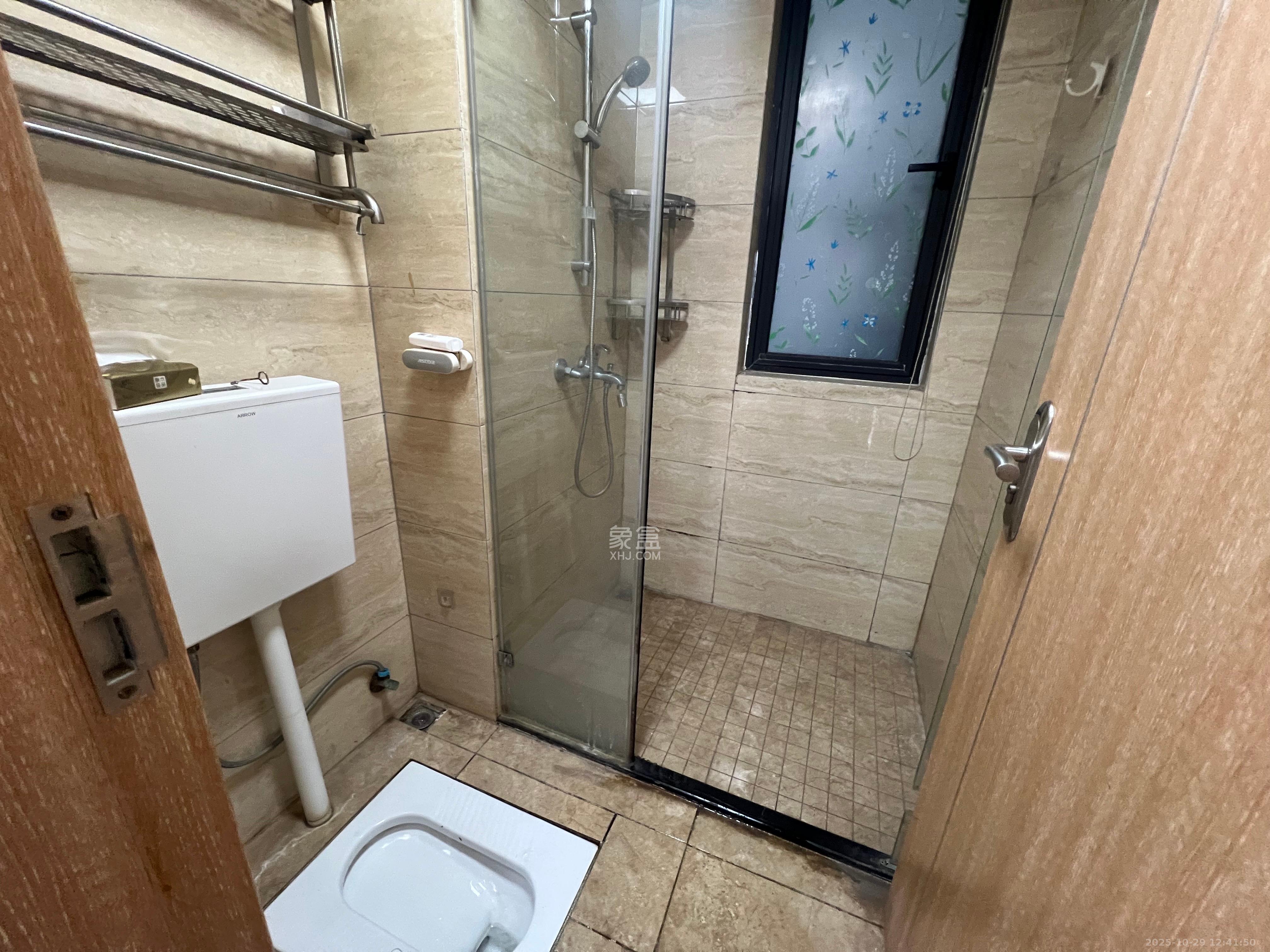 万润滨江天著 4室2厅2卫 3000.0元/月 万润滨江天著 4室2厅2卫 3000.0元/月室内图