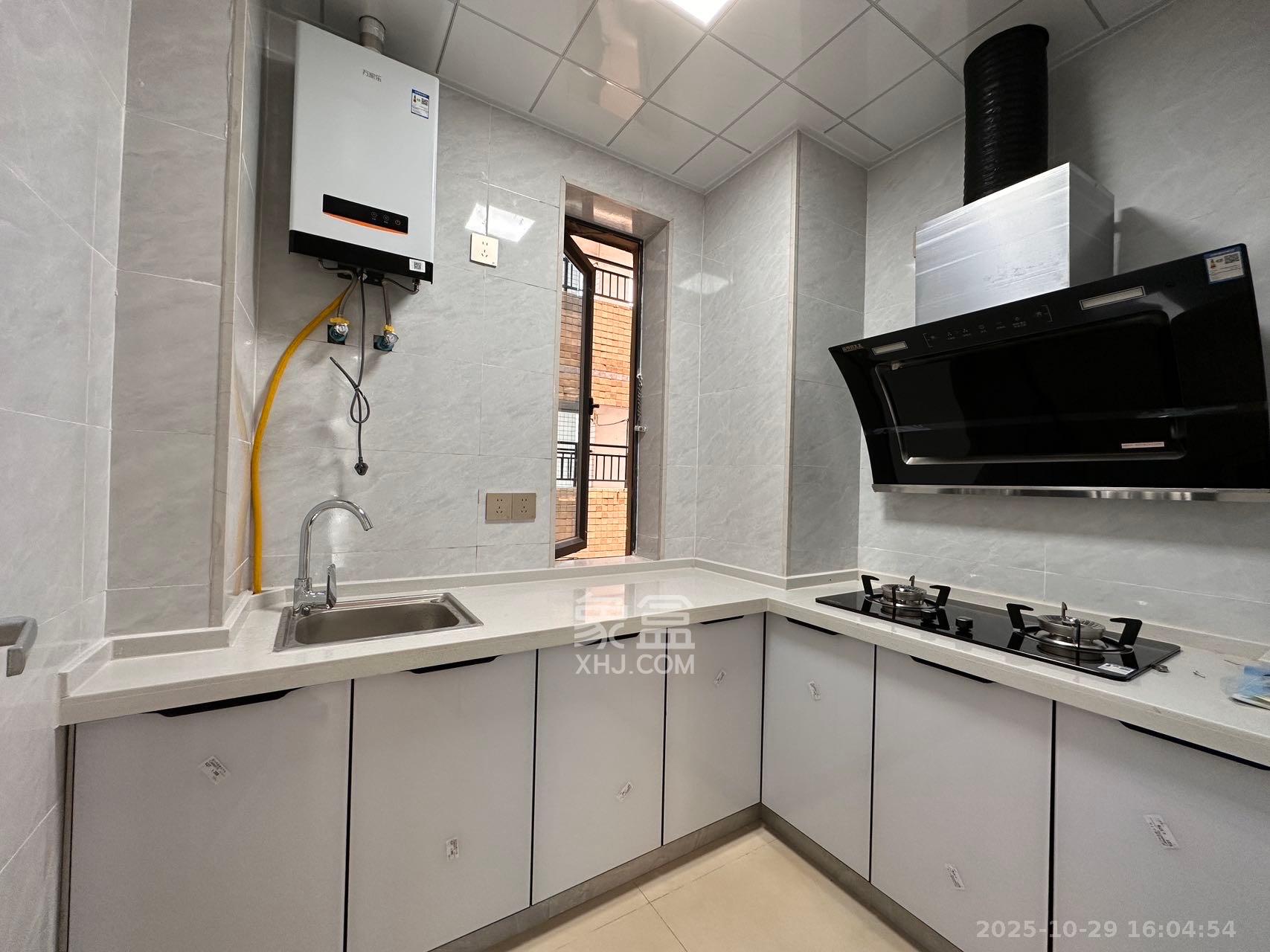 凯通国际城(凯通朝庭) 1室2厅1卫 3680.0元/月 凯通国际城(凯通朝庭) 1室2厅1卫 3680.0元/月室内图