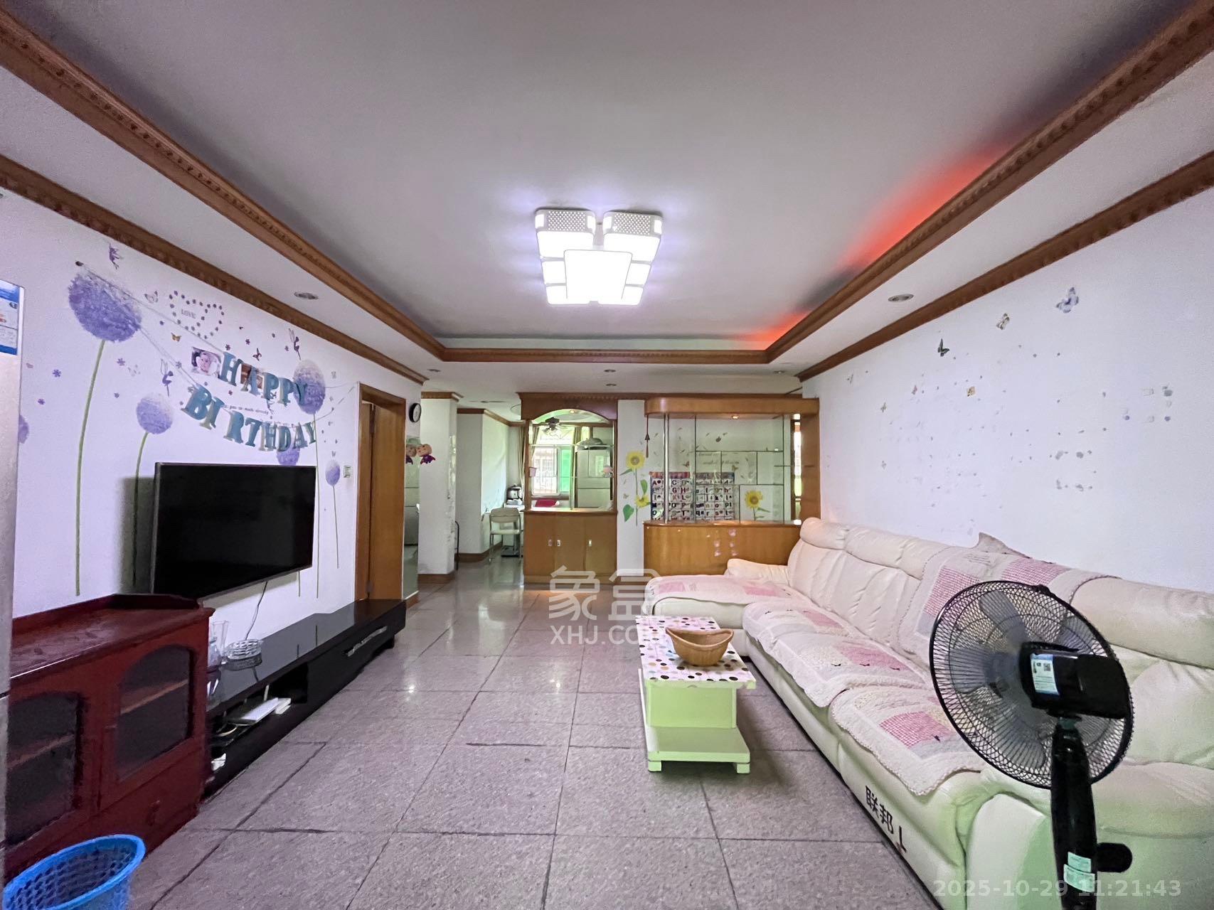 恒达花园  3室2厅1卫    1800.0元/月 恒达花园  3室2厅1卫    1800.0元/月室内图