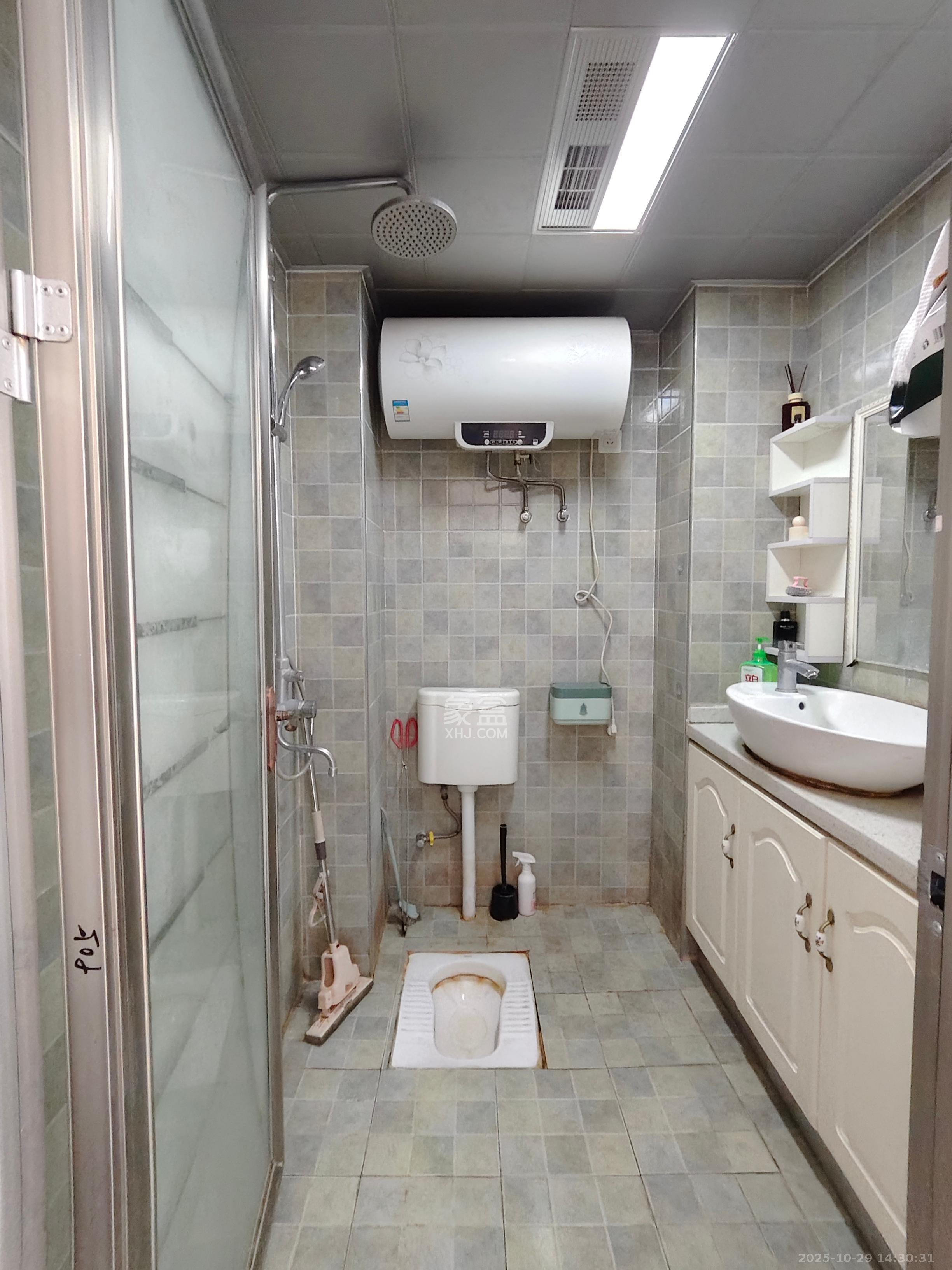 嘉汇公馆  1室1厅1卫    1300.0元/月 嘉汇公馆  1室1厅1卫    1300.0元/月室内图