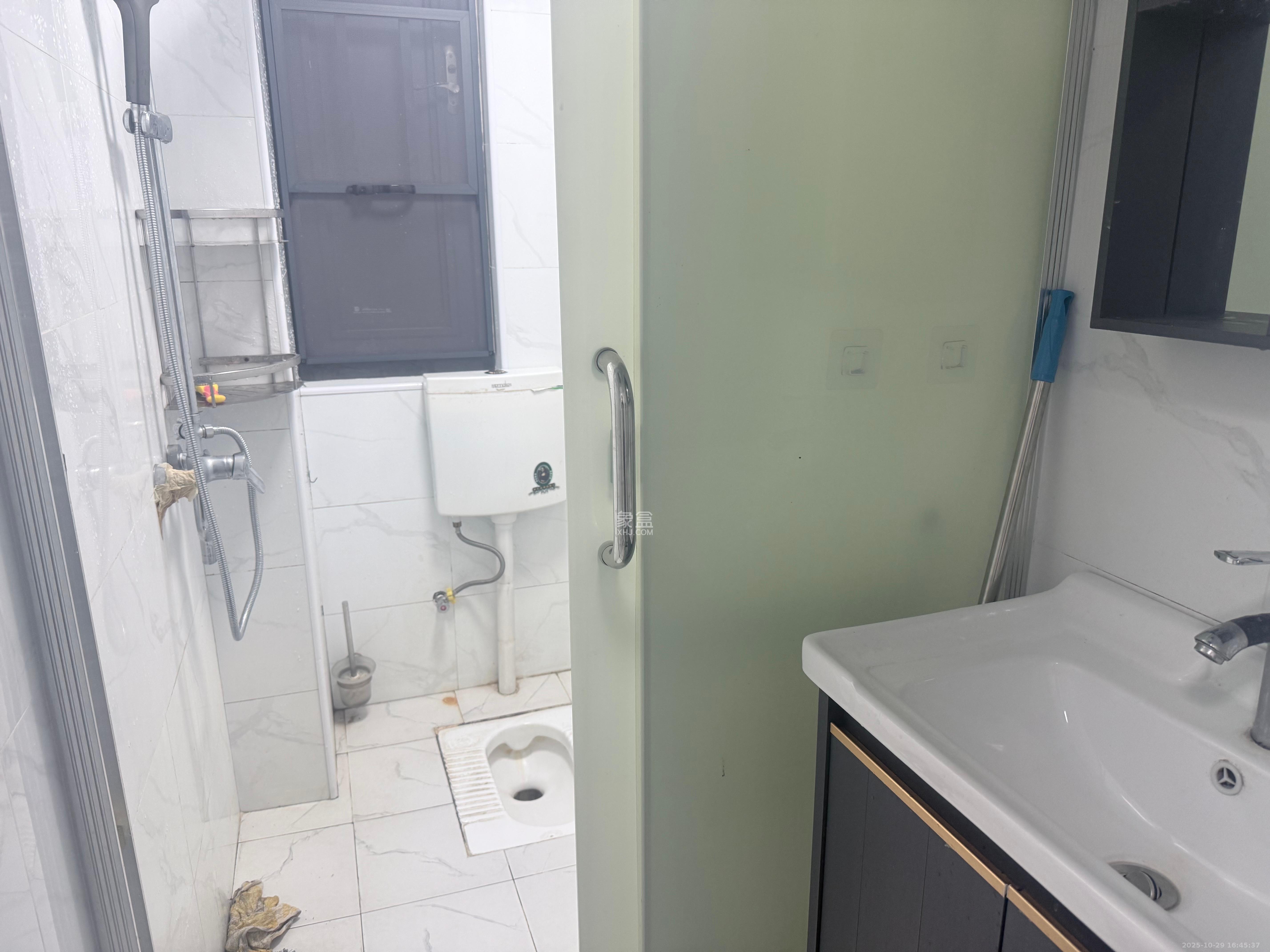 金轮星光名座 2室1厅1卫 2000.0元/月 金轮星光名座 2室1厅1卫 2000.0元/月室内图