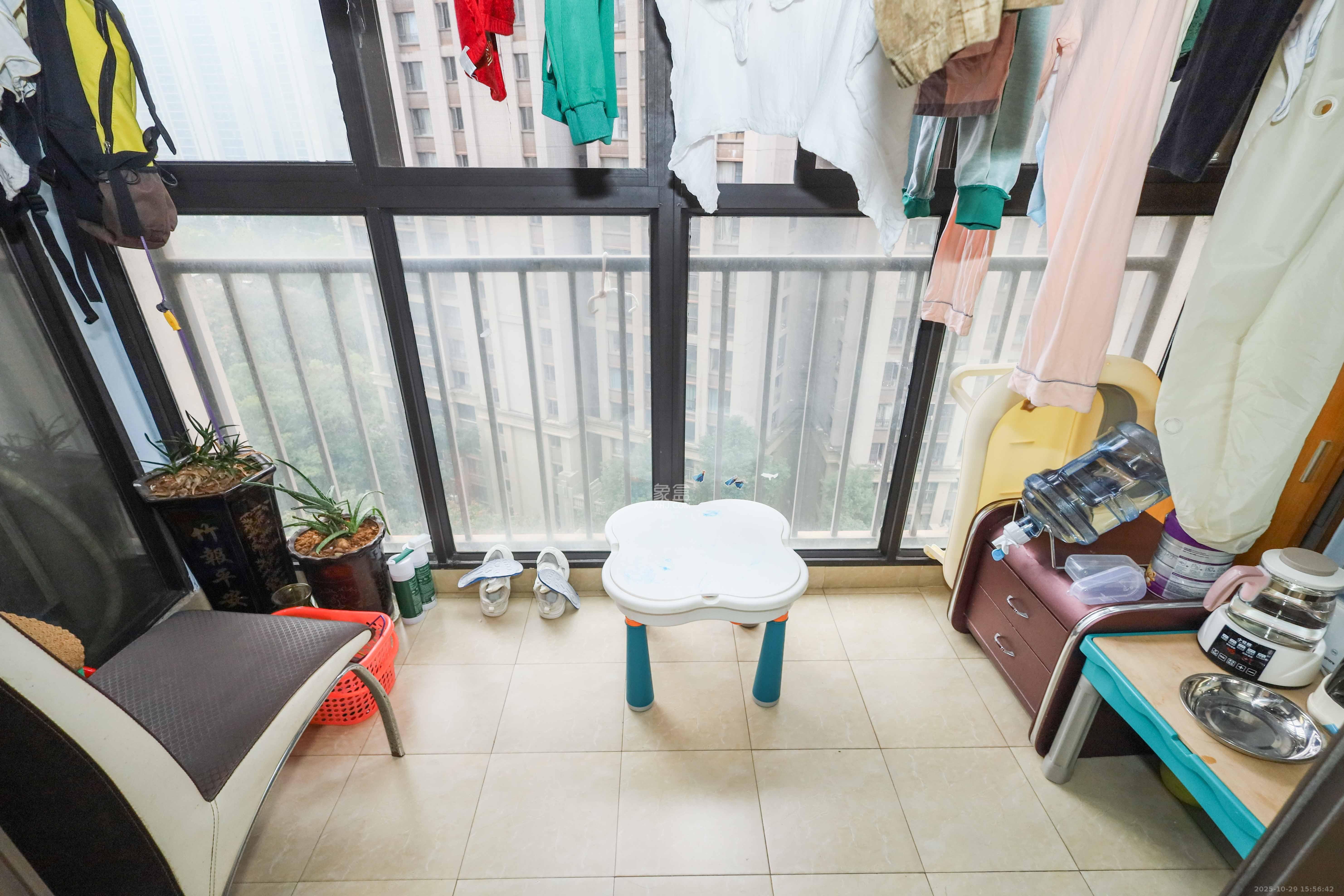 旭辉御府  3室2厅1卫    105.0万 旭辉御府  3室2厅1卫    105.0万阳台