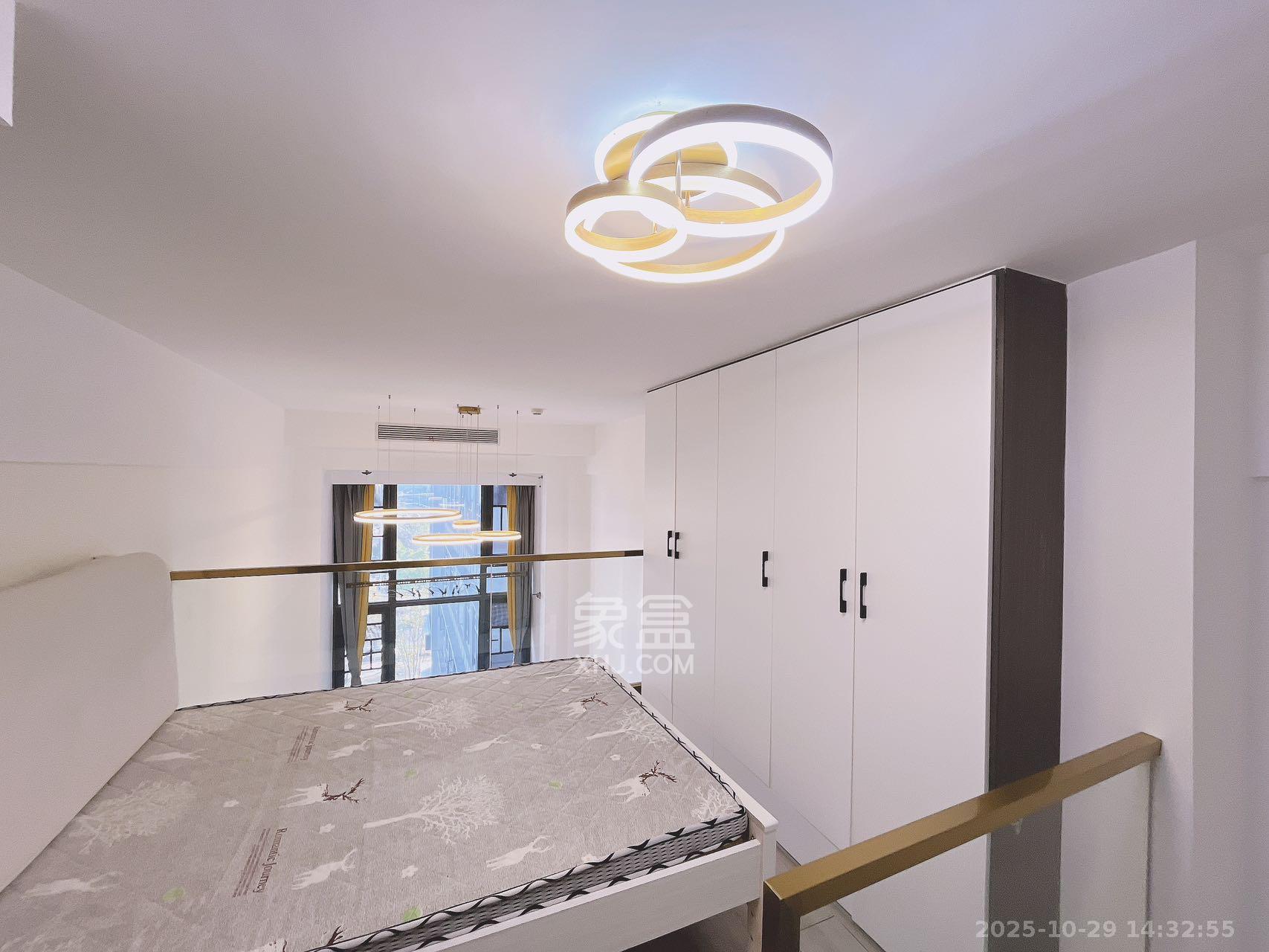 龙湖湘江星座(祺鑫星座公寓)  1室1厅1卫    2000.0元/月 龙湖湘江星座(祺鑫星座公寓)  1室1厅1卫    2000.0元/月室内图