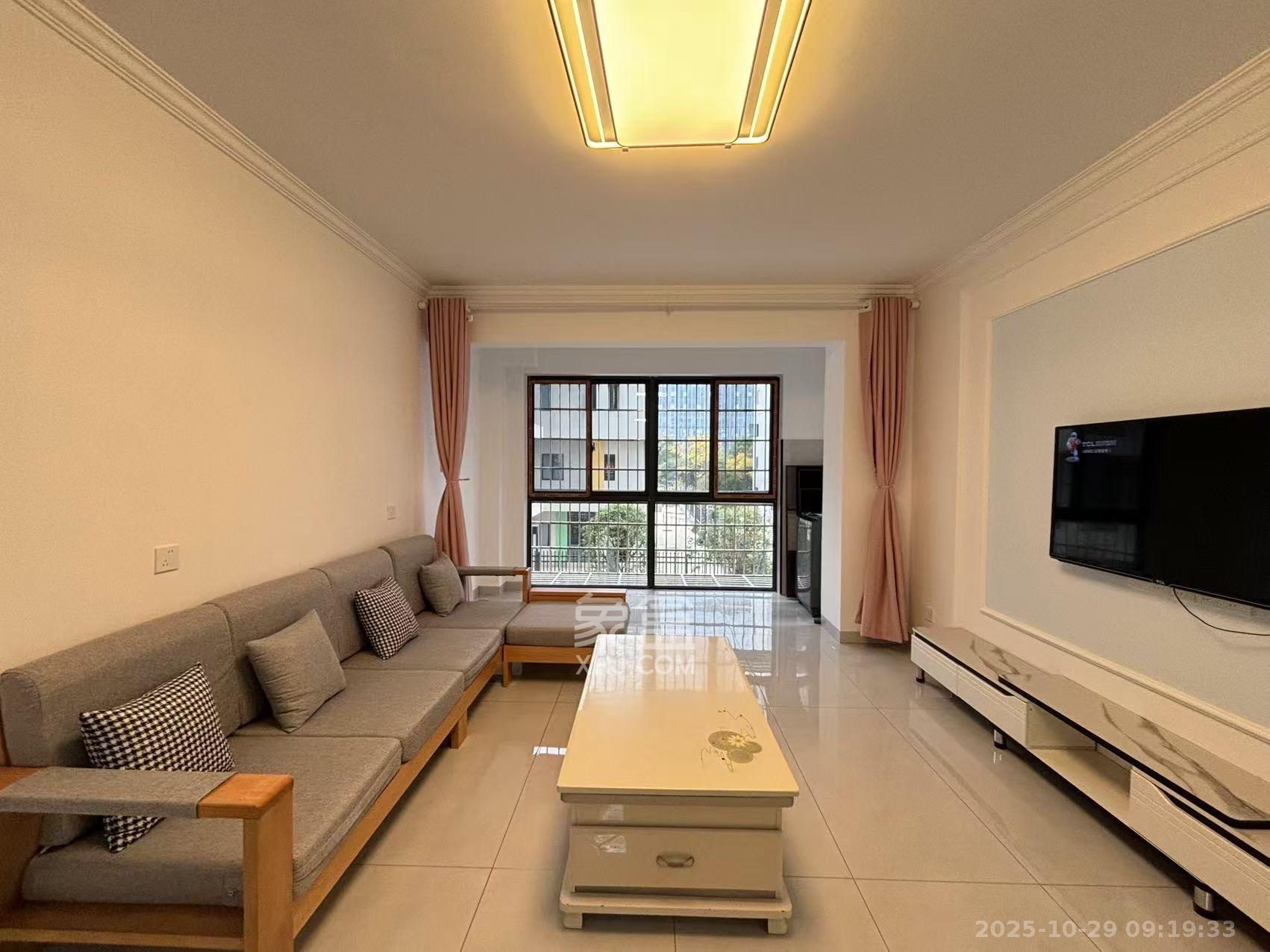 旭日嘉苑  2室1厅1卫    2500.0元/月室内图