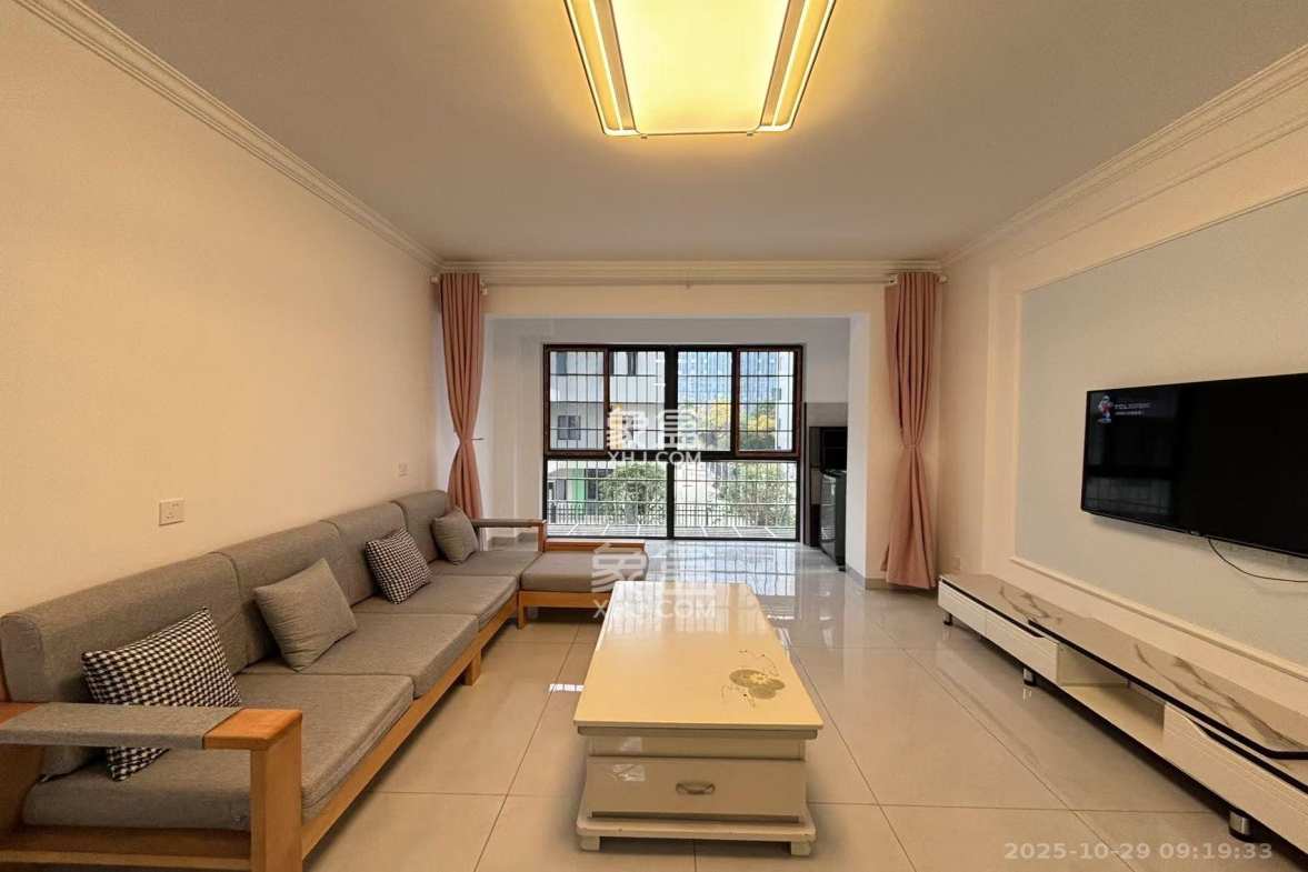 旭日嘉苑  2室1厅1卫    2500.0元/月 旭日嘉苑  2室1厅1卫    2500.0元/月室内图