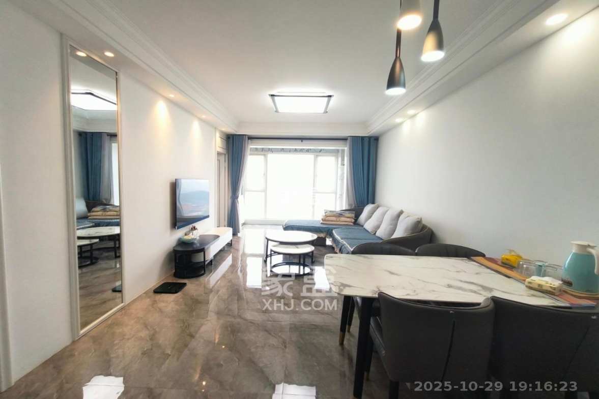 卓越蔚蓝城邦  3室2厅1卫    2700.0元/月 卓越蔚蓝城邦  3室2厅1卫    2700.0元/月室内图