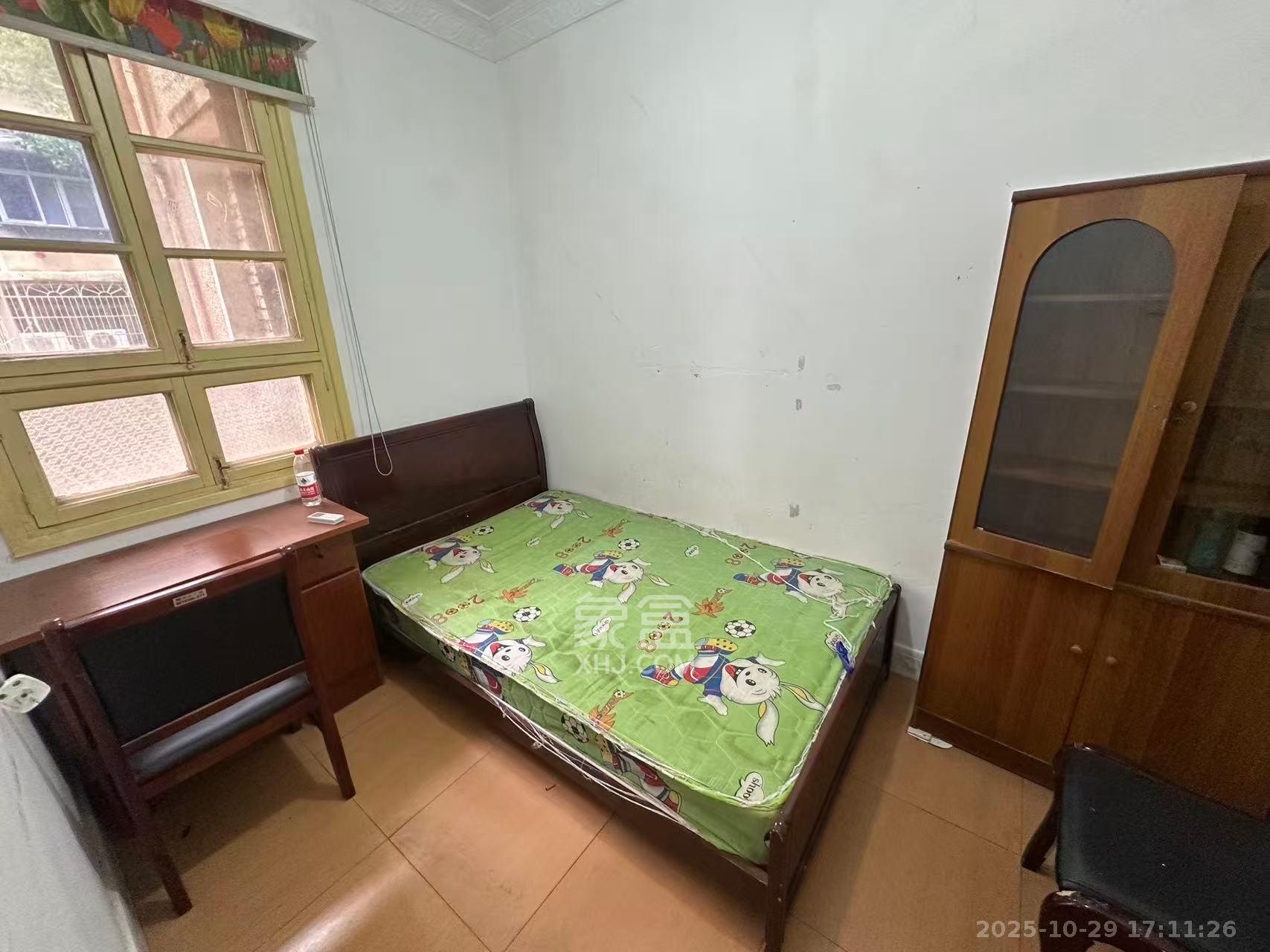 湖南石油化学工业局小区(侯家塘化工厅) 3室1厅1卫 1900.0元/月 湖南石油化学工业局小区(侯家塘化工厅) 3室1厅1卫 1900.0元/月室内图