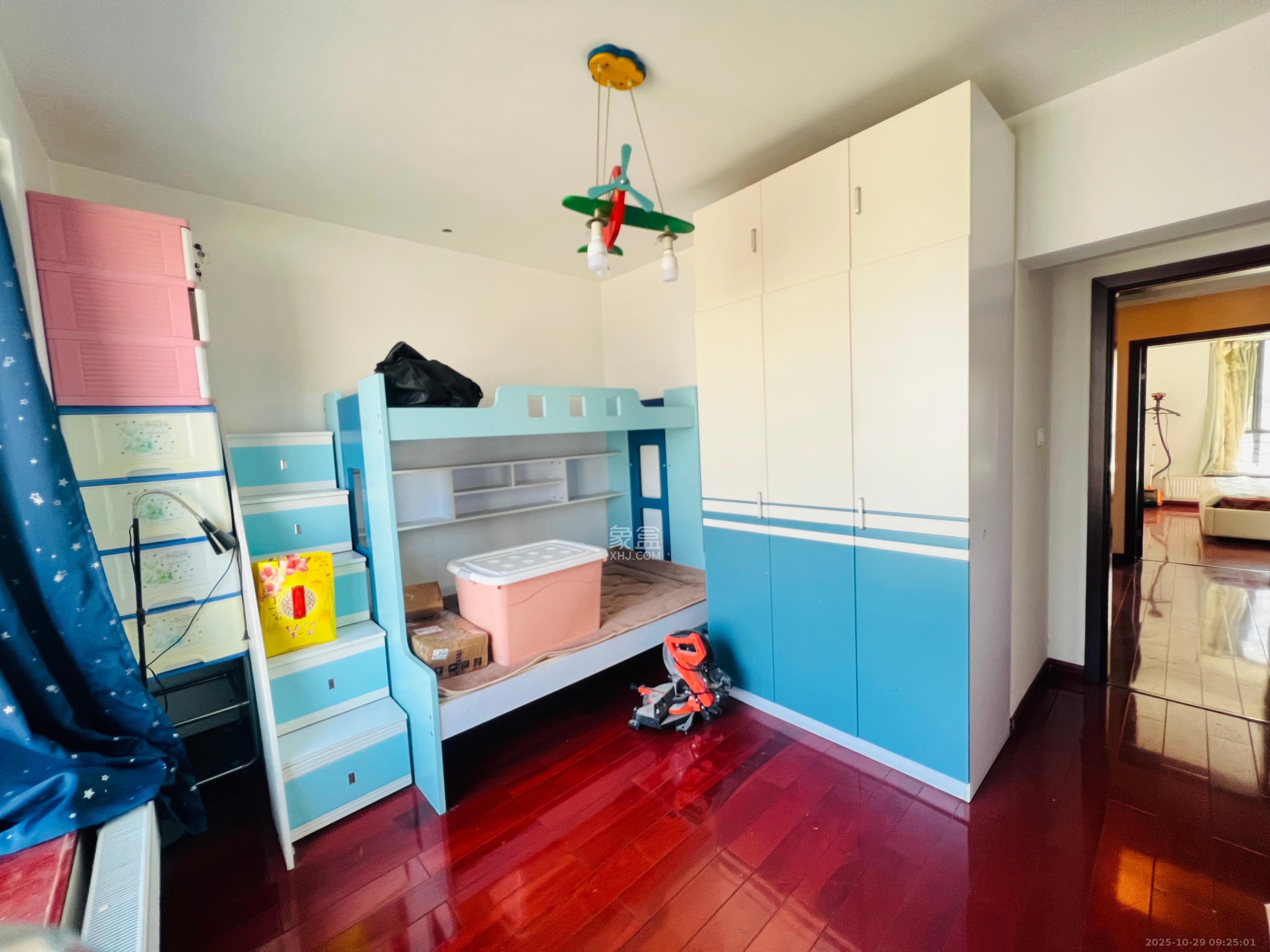 西子花苑 3室2厅2卫 3000.0元/月 西子花苑 3室2厅2卫 3000.0元/月室内图