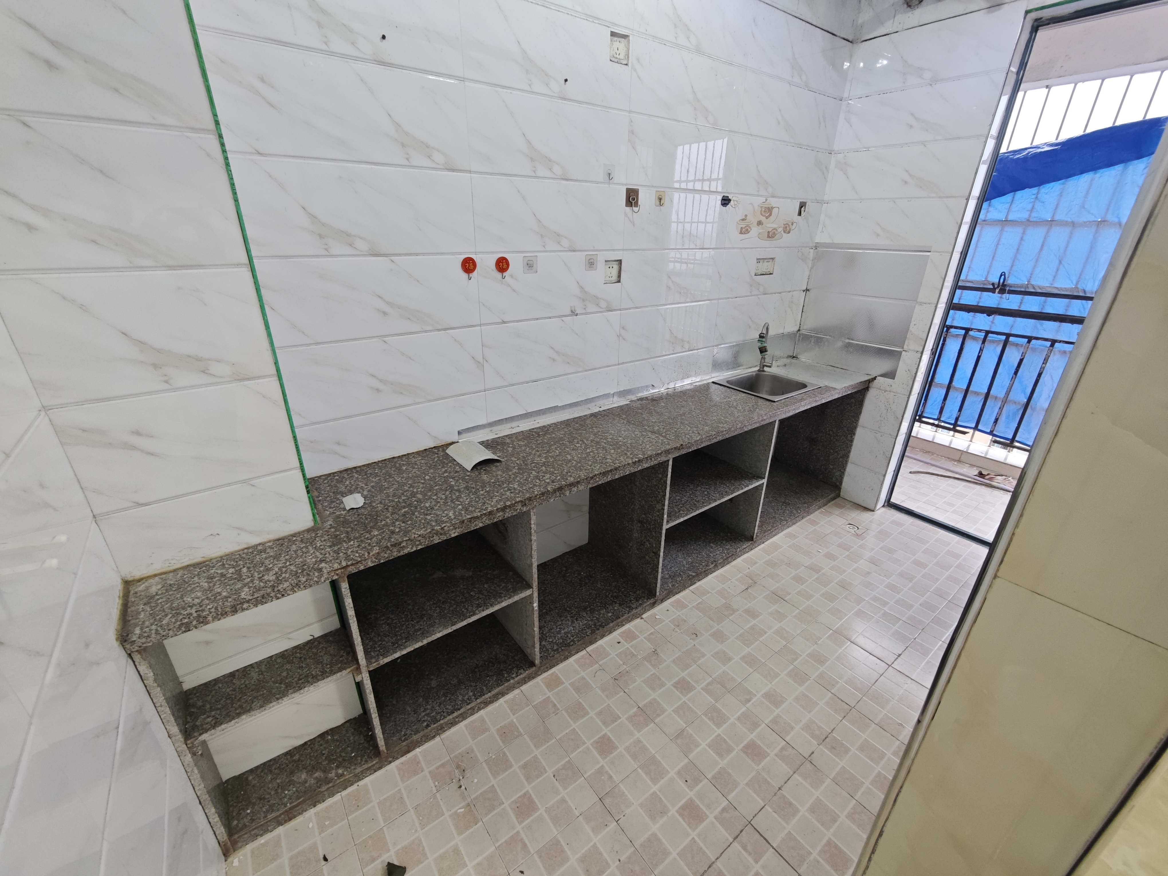 滨江新城  2室1厅1卫    1500.0元/月室内图