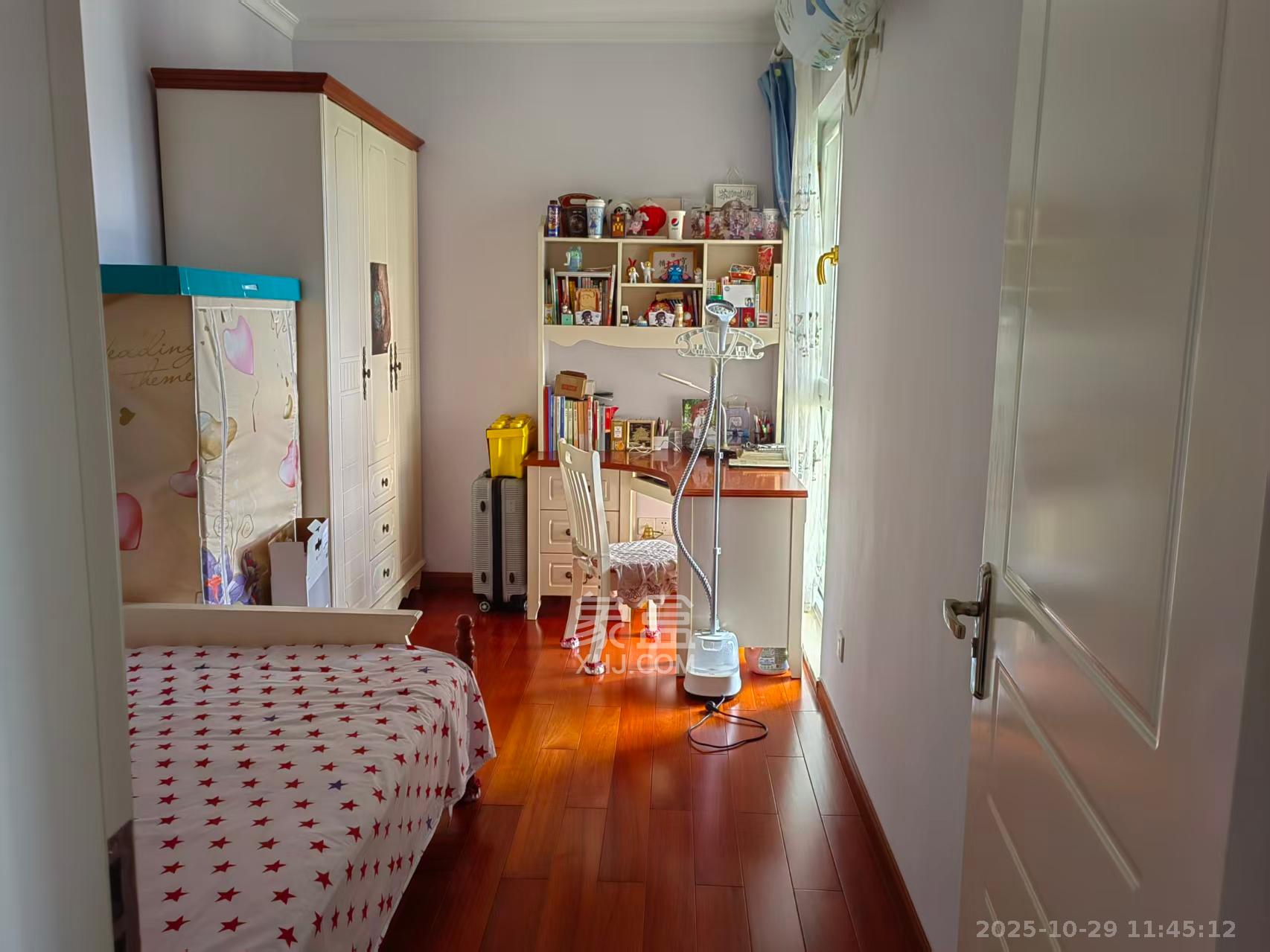 中交中央公园D4区  3室1厅1卫    2900.0元/月 中交中央公园D4区  3室1厅1卫    2900.0元/月室内图