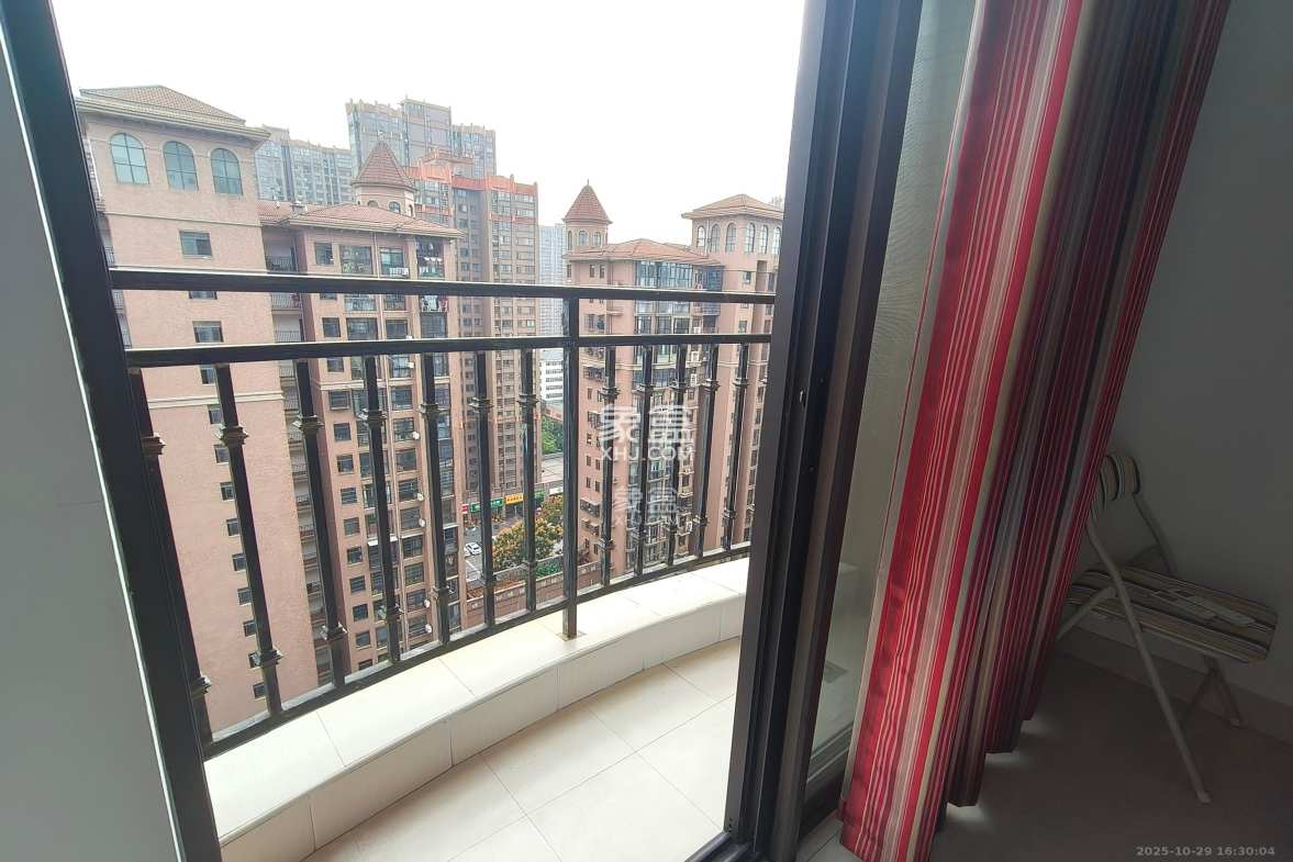 康桥长郡  2室2厅1卫    1600.0元/月 康桥长郡  2室2厅1卫    1600.0元/月室内图