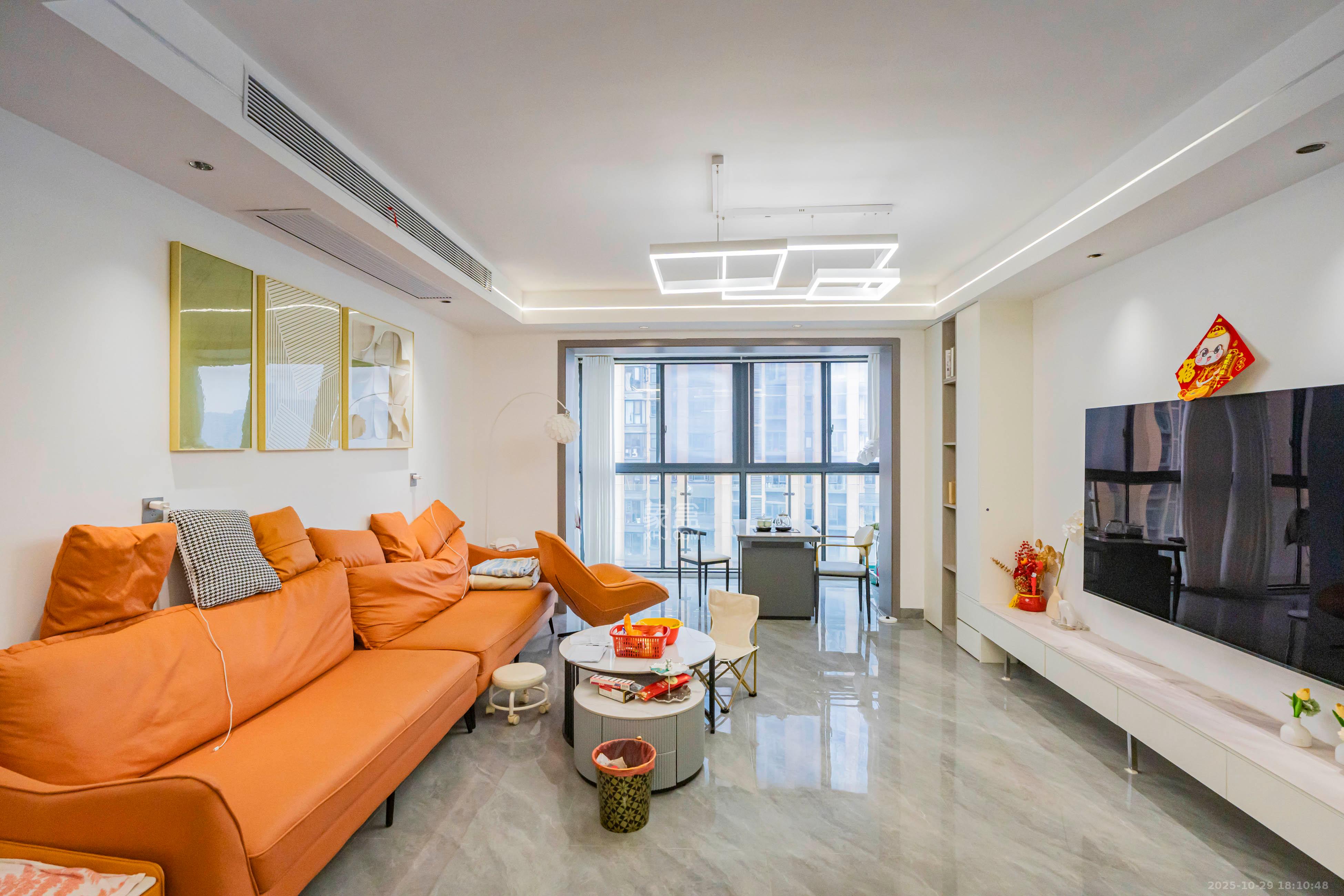 天健芙蓉盛世一期  3室2厅2卫    118.0万