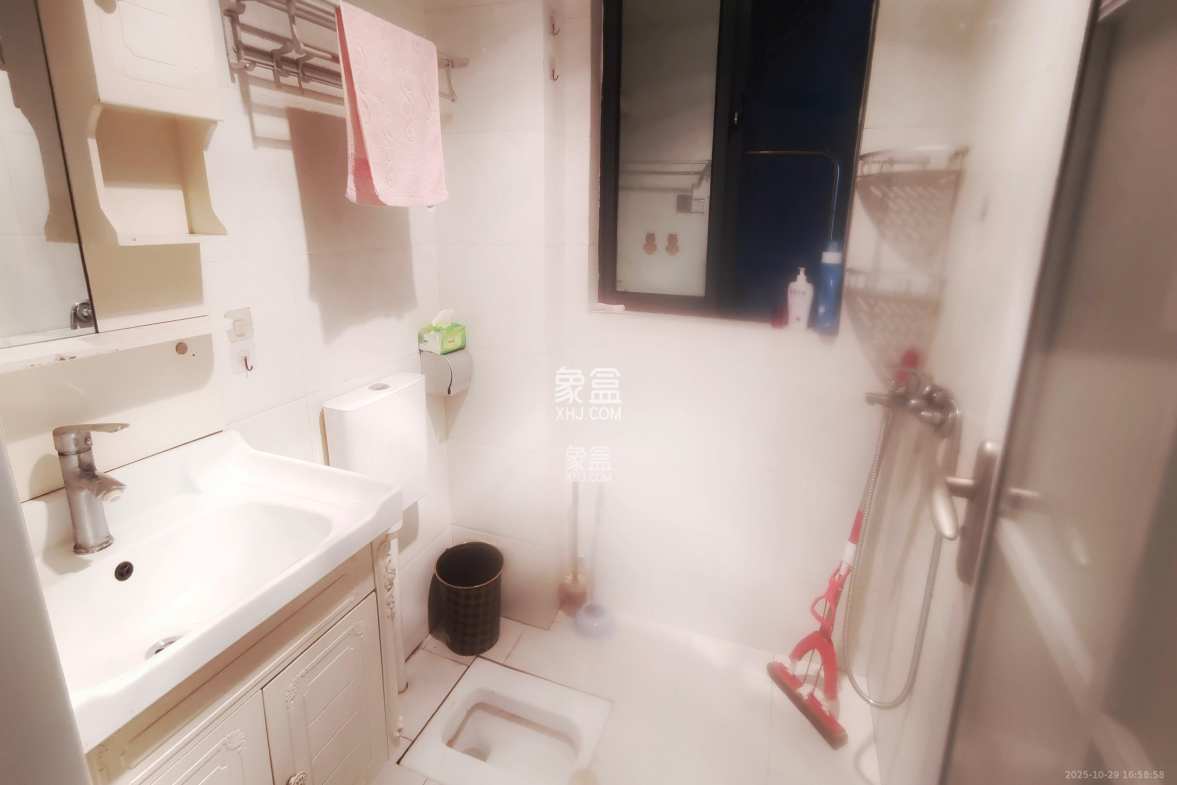 江河双水湾 2室1厅1卫 2100.0元/月 江河双水湾 2室1厅1卫 2100.0元/月室内图